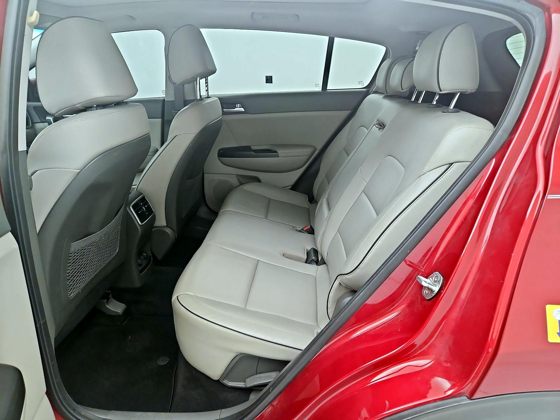 Thumbnail: 2017 Kia Sportage - 20
