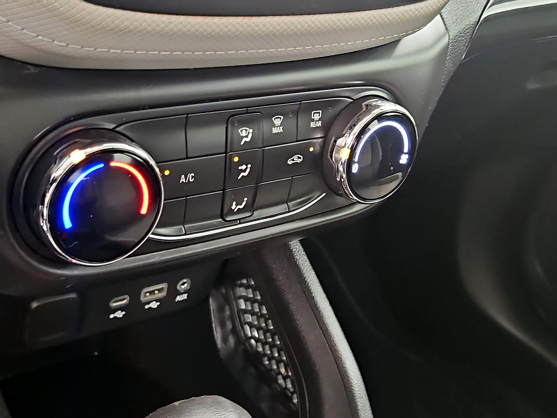 Thumbnail: 2021 Chevrolet TrailBlazer - 16