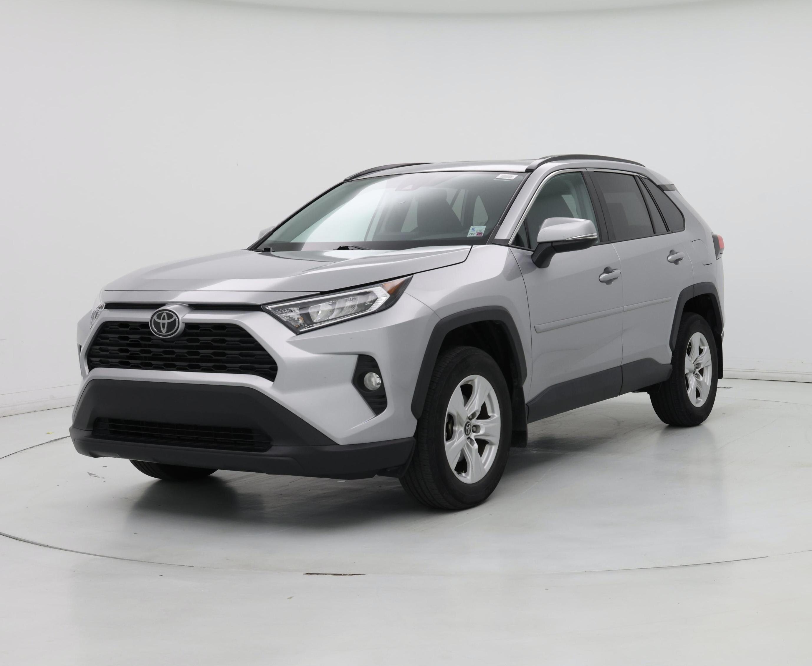 Thumbnail: 2020 Toyota RAV4 - 4