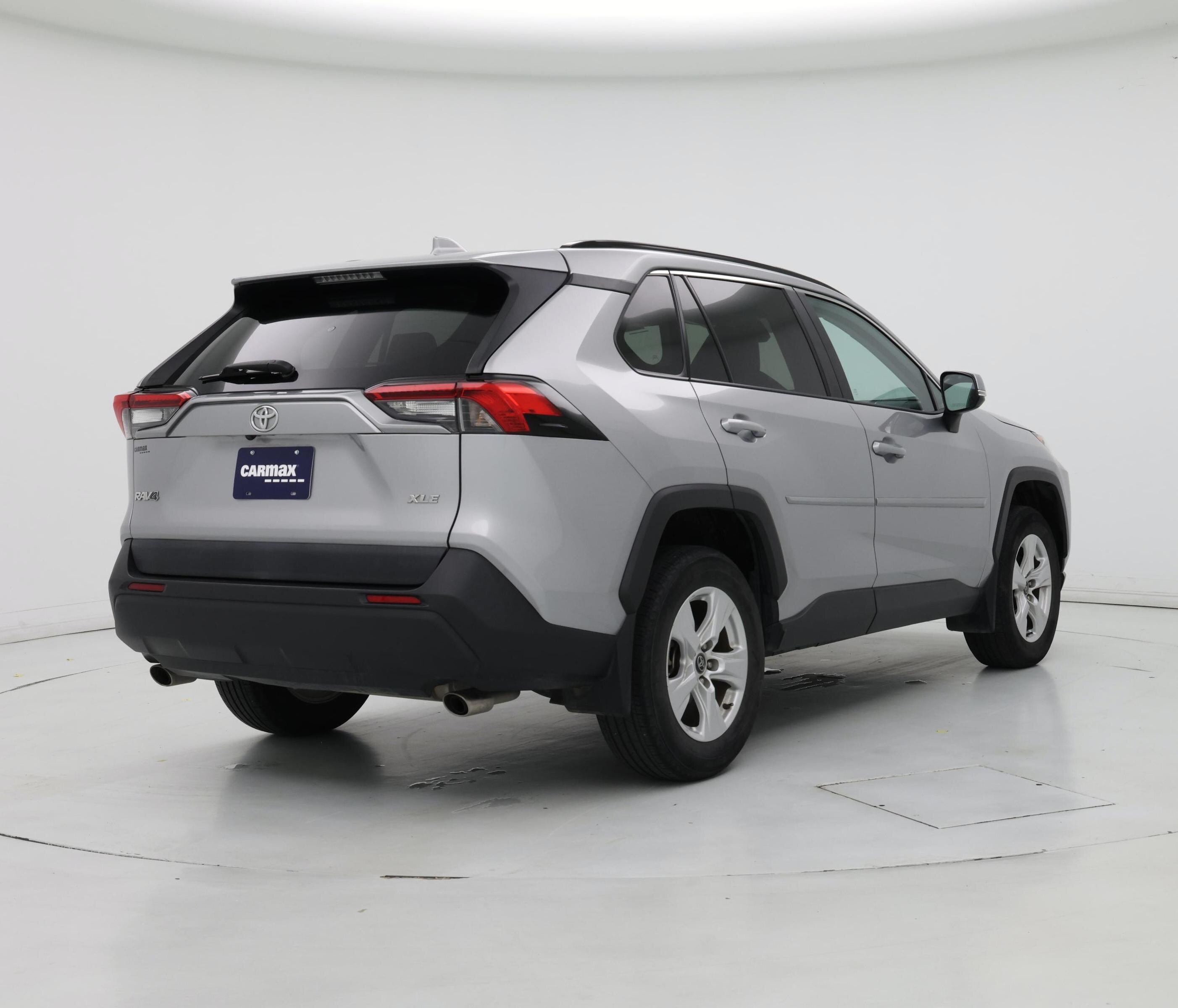Thumbnail: 2020 Toyota RAV4 - 8