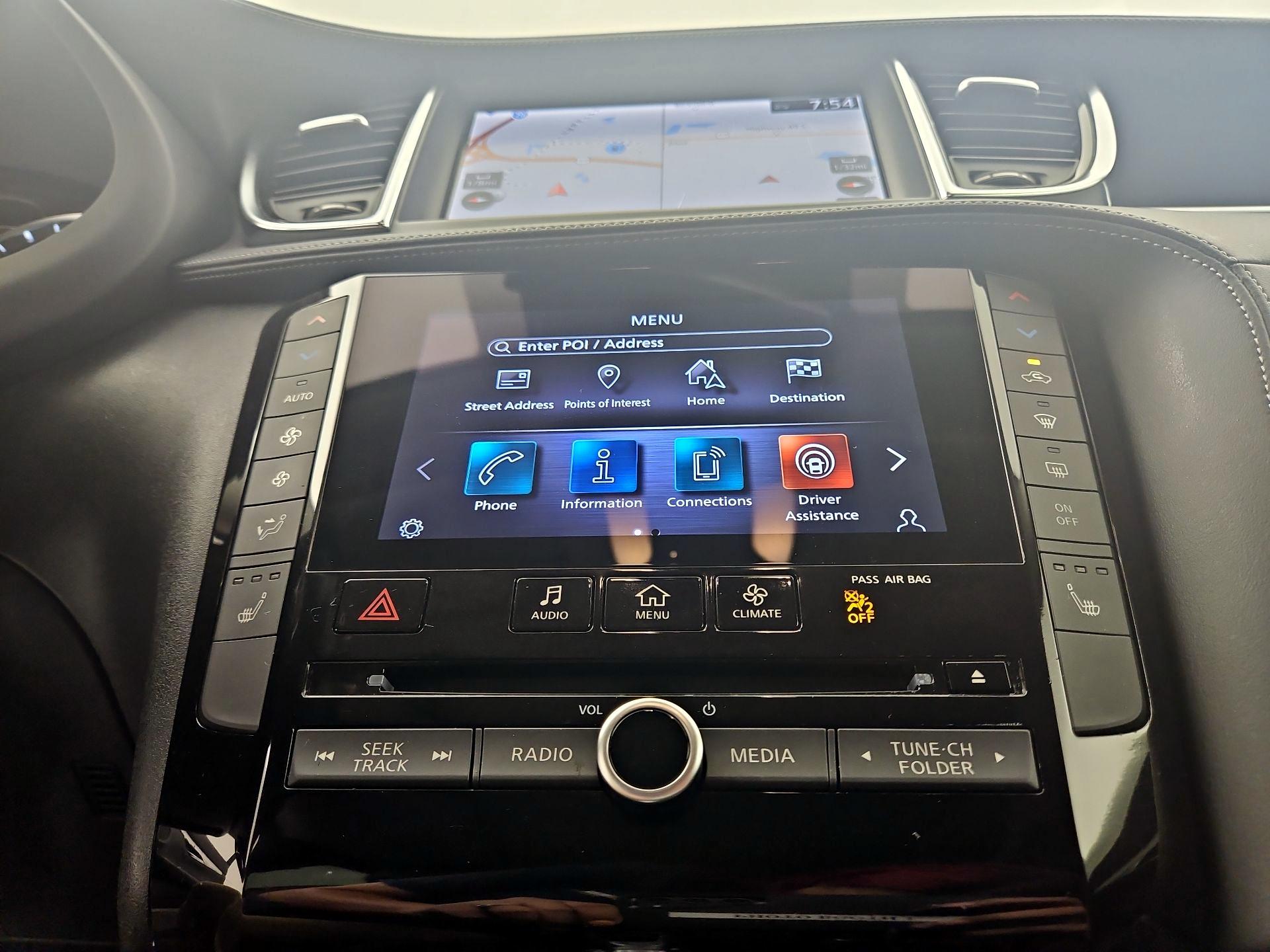 Thumbnail: 2020 INFINITI QX50 - 17