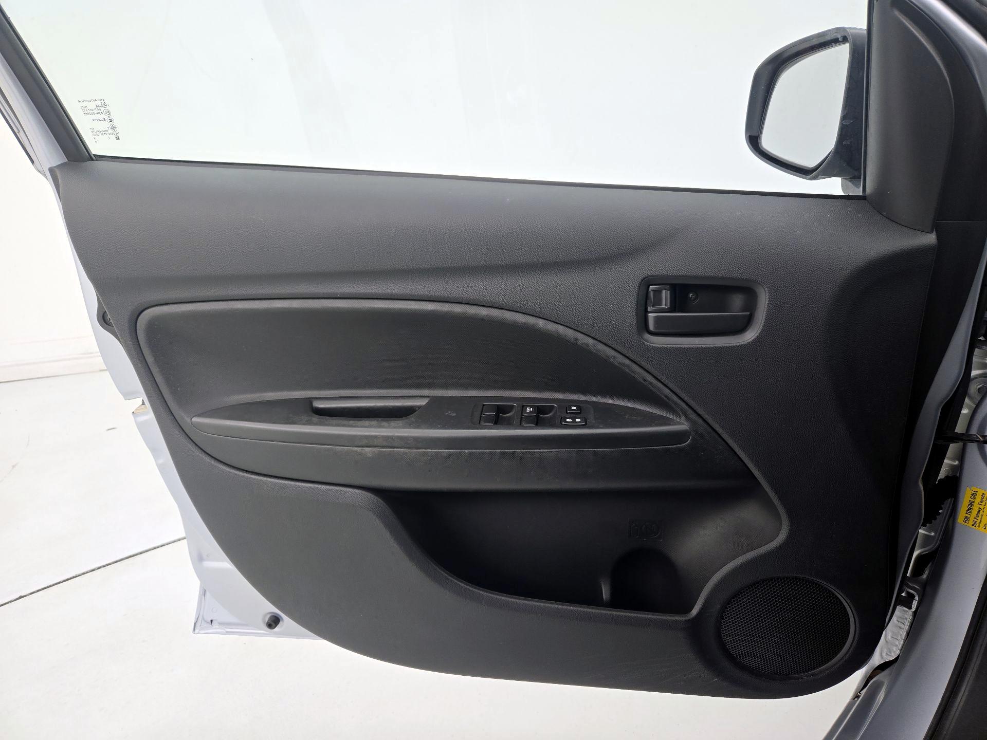 Thumbnail: 2020 Mitsubishi Mirage G4 - 12