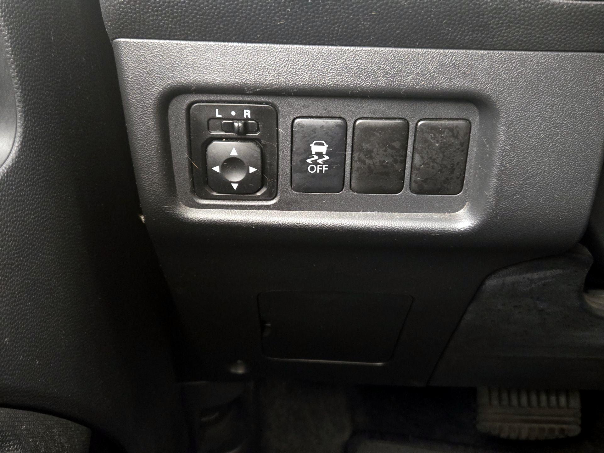 Thumbnail: 2020 Mitsubishi Mirage G4 - 13