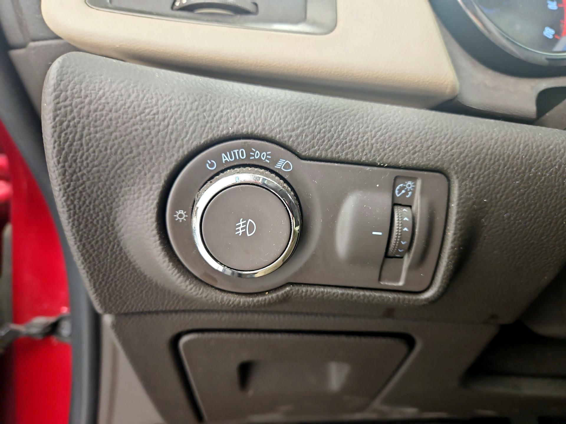 Thumbnail: 2015 Buick Verano - 13