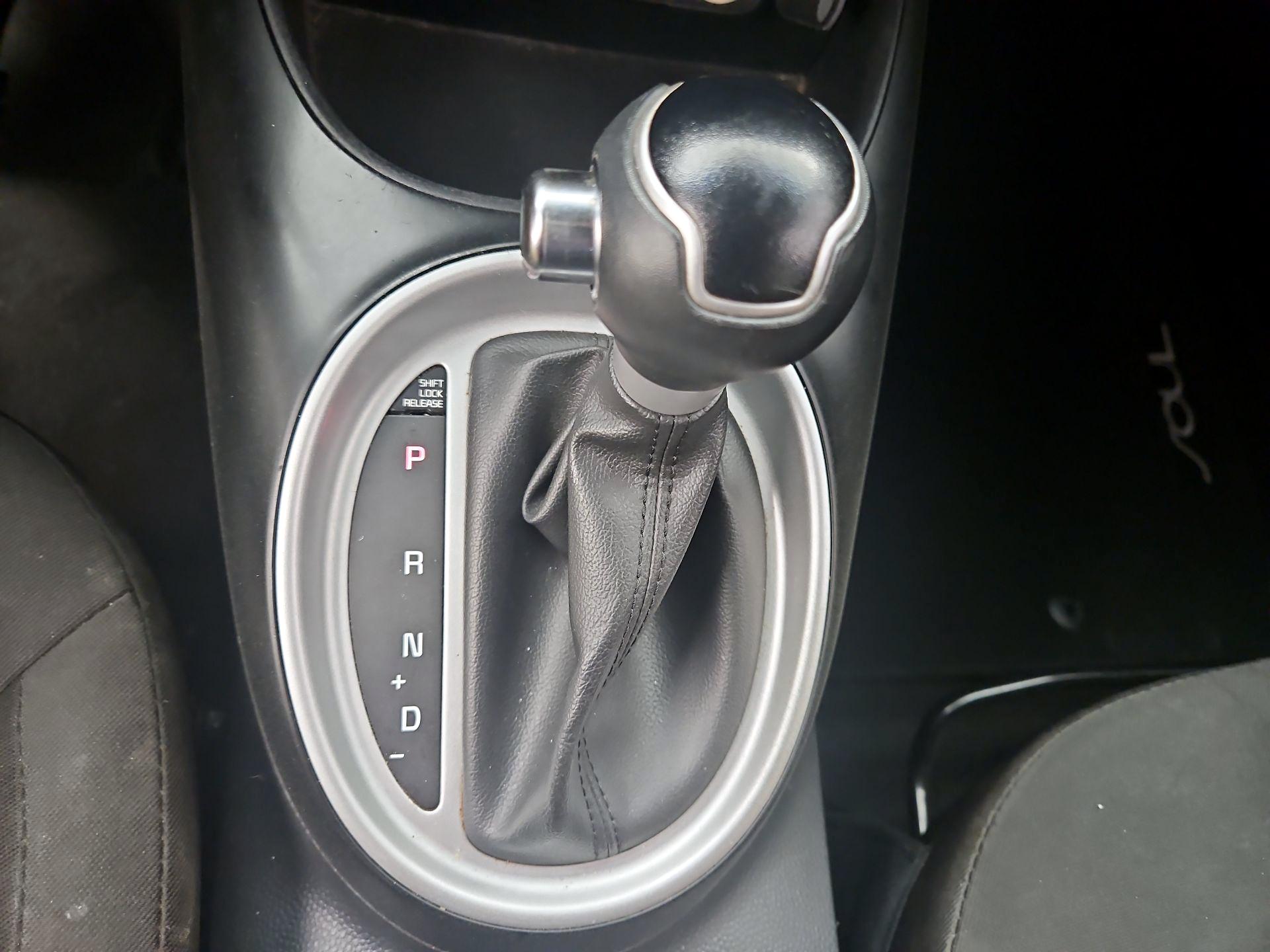 Thumbnail: 2016 Kia Soul - 16