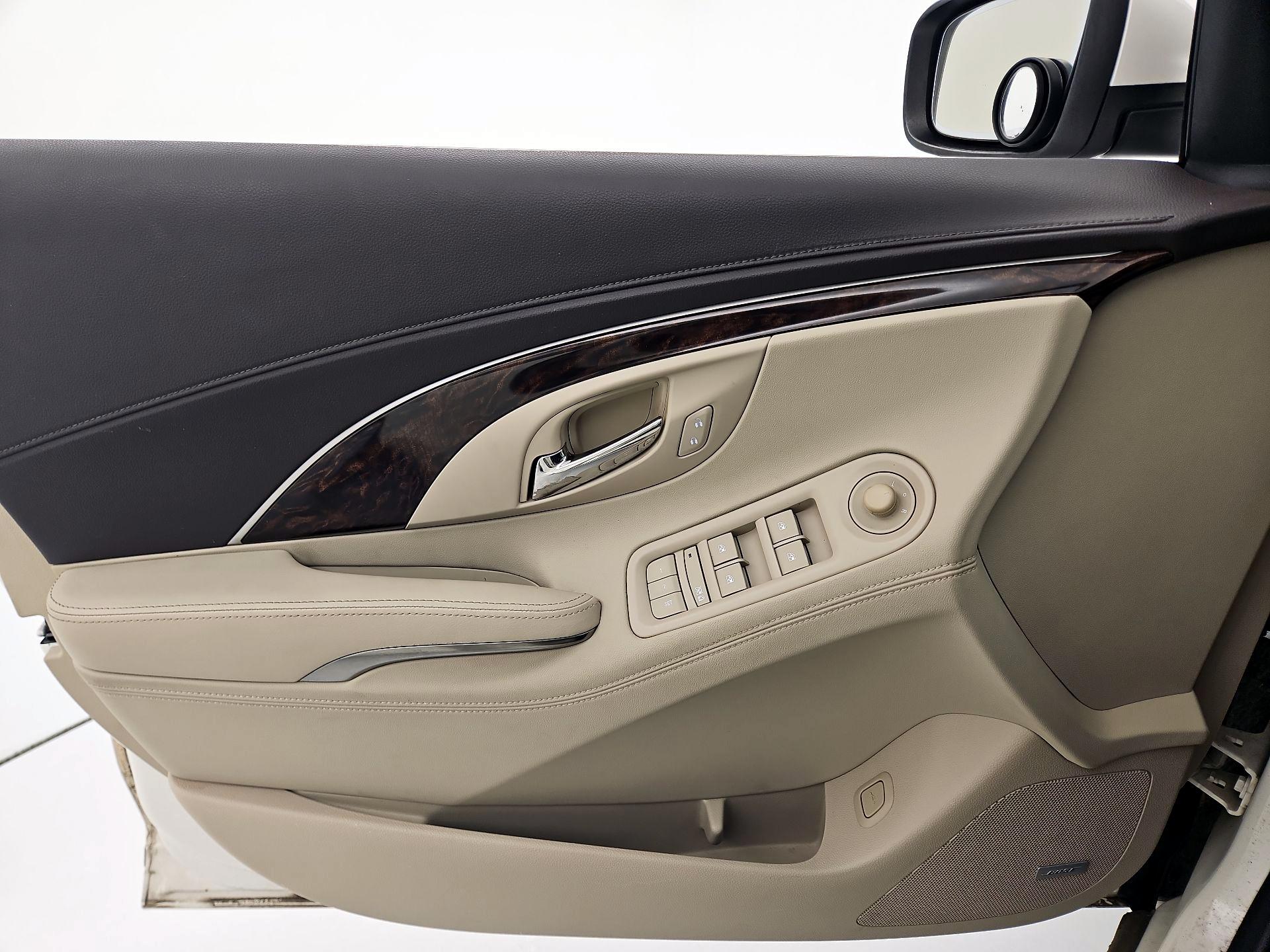 Thumbnail: 2014 Buick LaCrosse - 12
