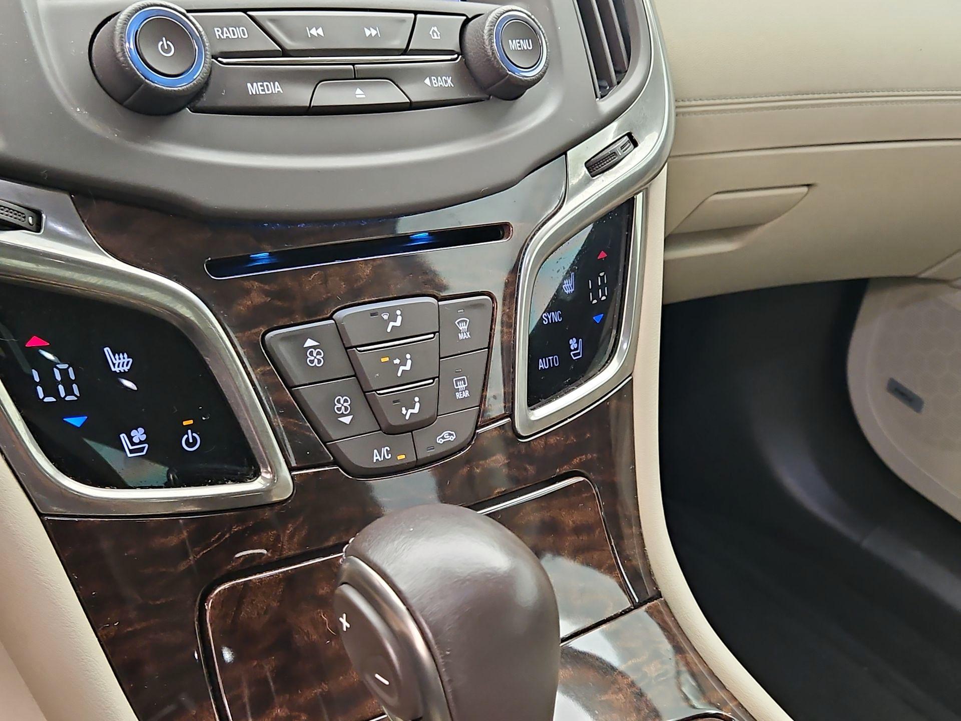 Thumbnail: 2014 Buick LaCrosse - 16