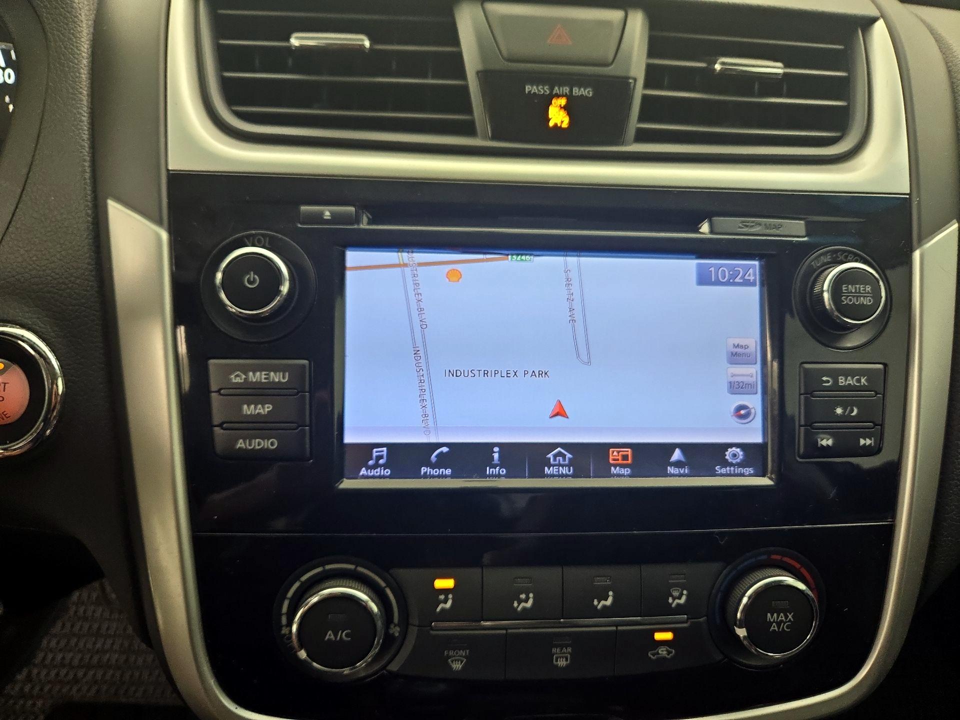 Thumbnail: 2018 Nissan Altima - 14