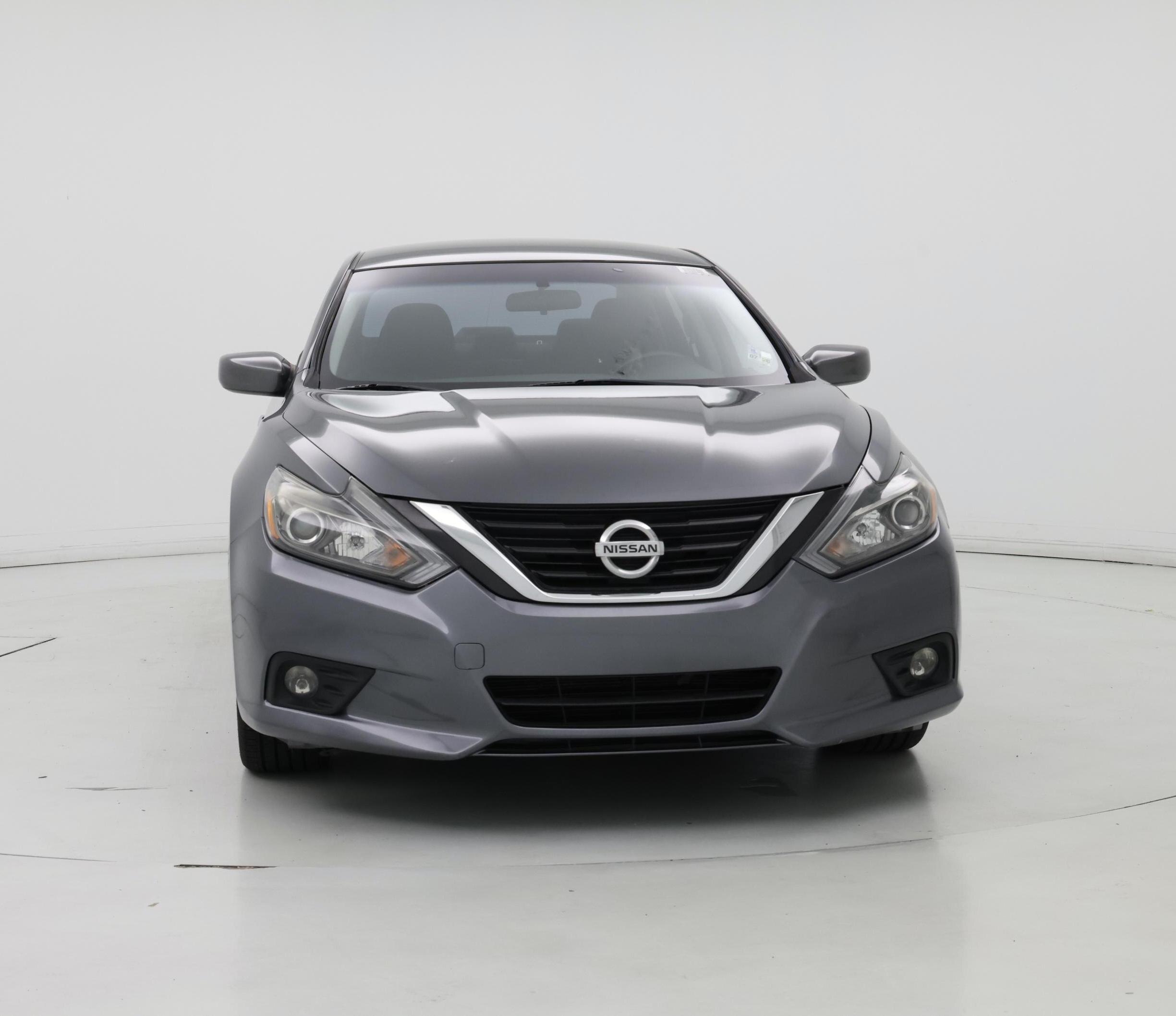 Thumbnail: 2018 Nissan Altima - 5