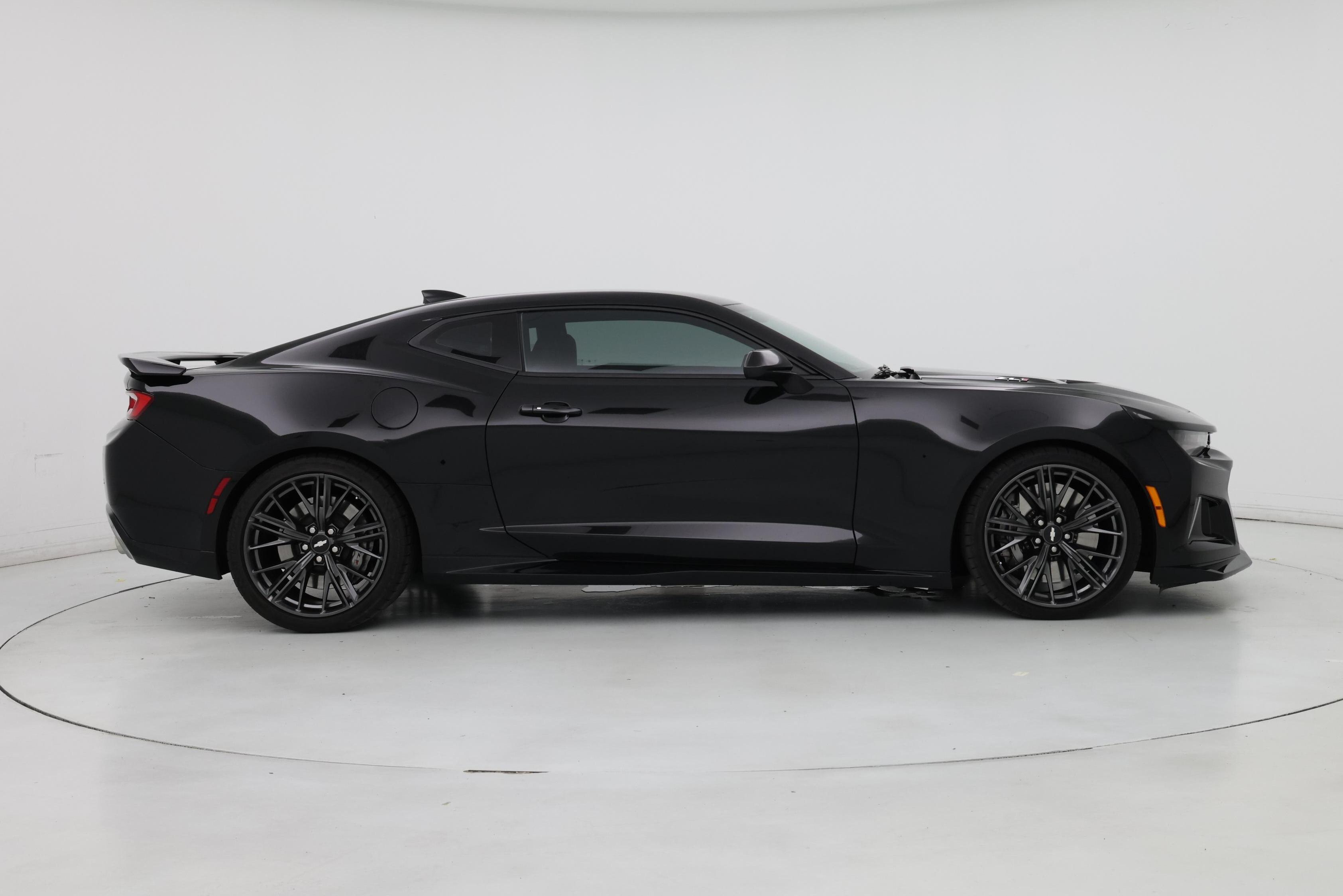 Thumbnail: 2018 Chevrolet Camaro - 7