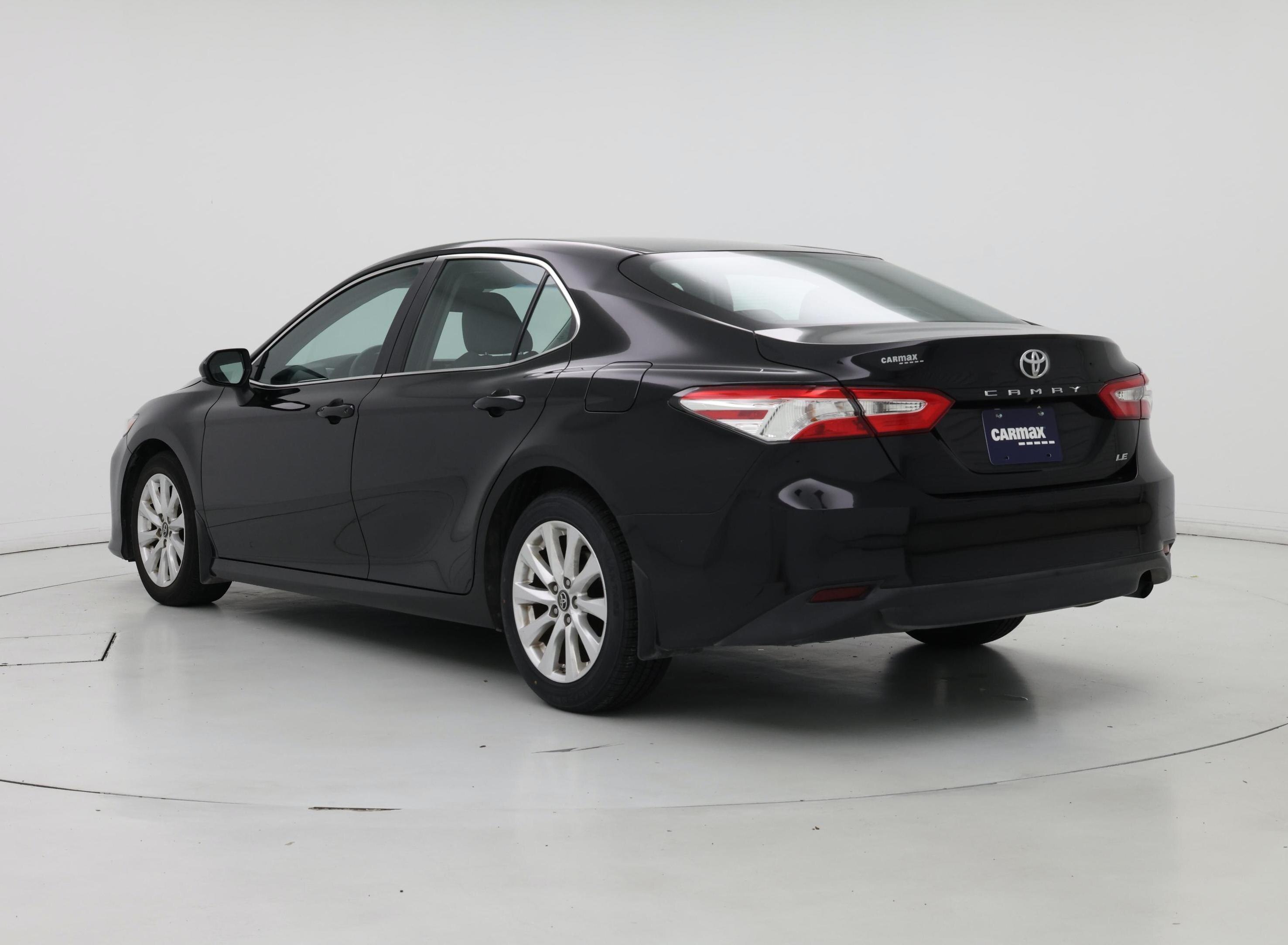 Thumbnail: 2018 Toyota Camry - 2
