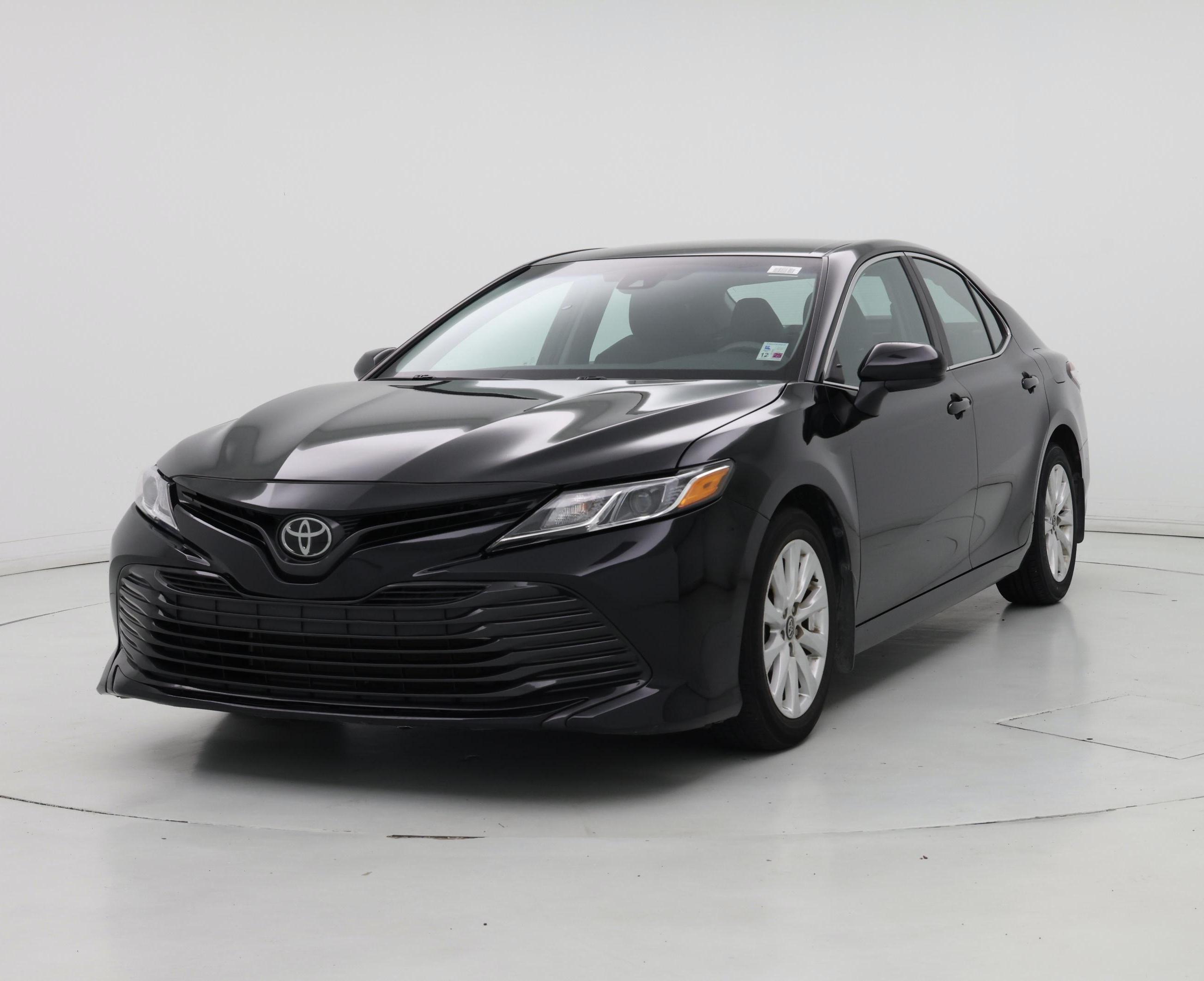 Thumbnail: 2018 Toyota Camry - 4