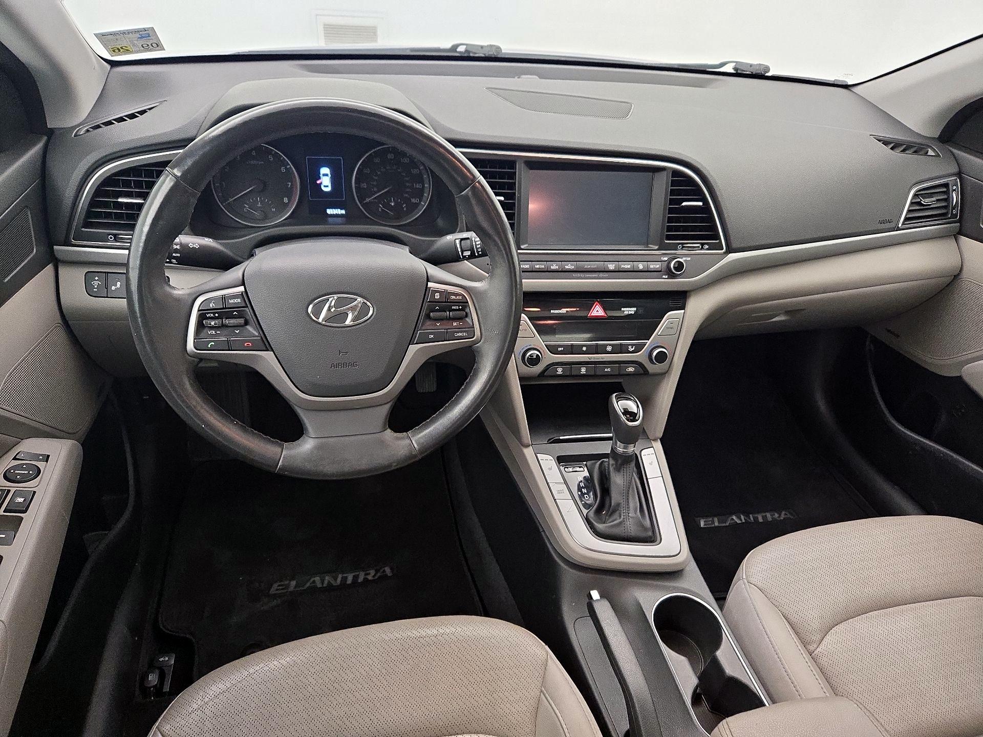 Thumbnail: 2017 Hyundai Elantra - 9