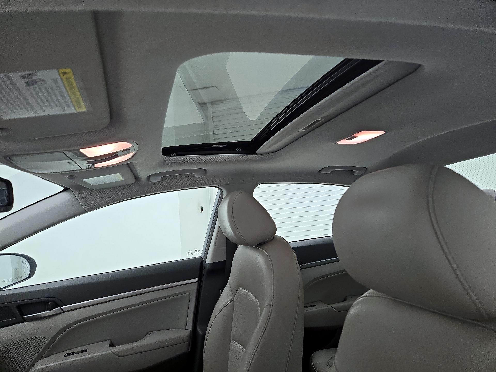 Thumbnail: 2017 Hyundai Elantra - 20