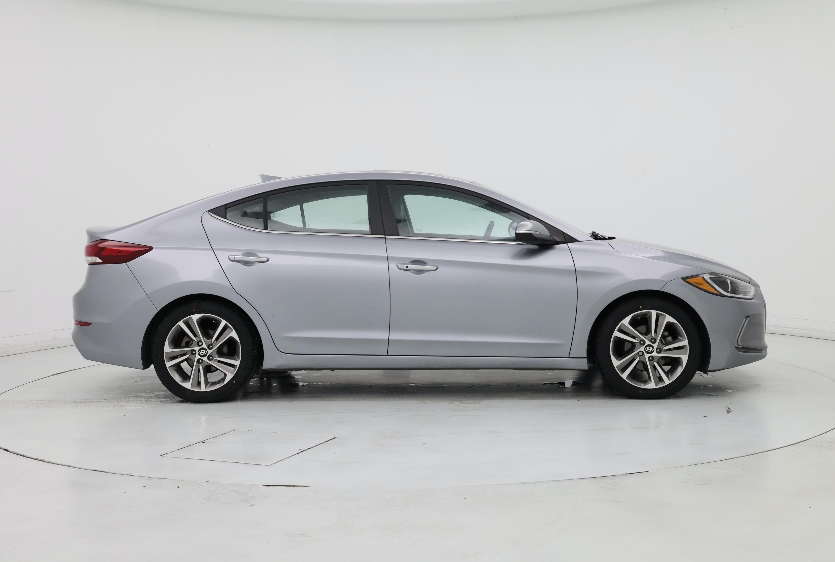Thumbnail: 2017 Hyundai Elantra - 7