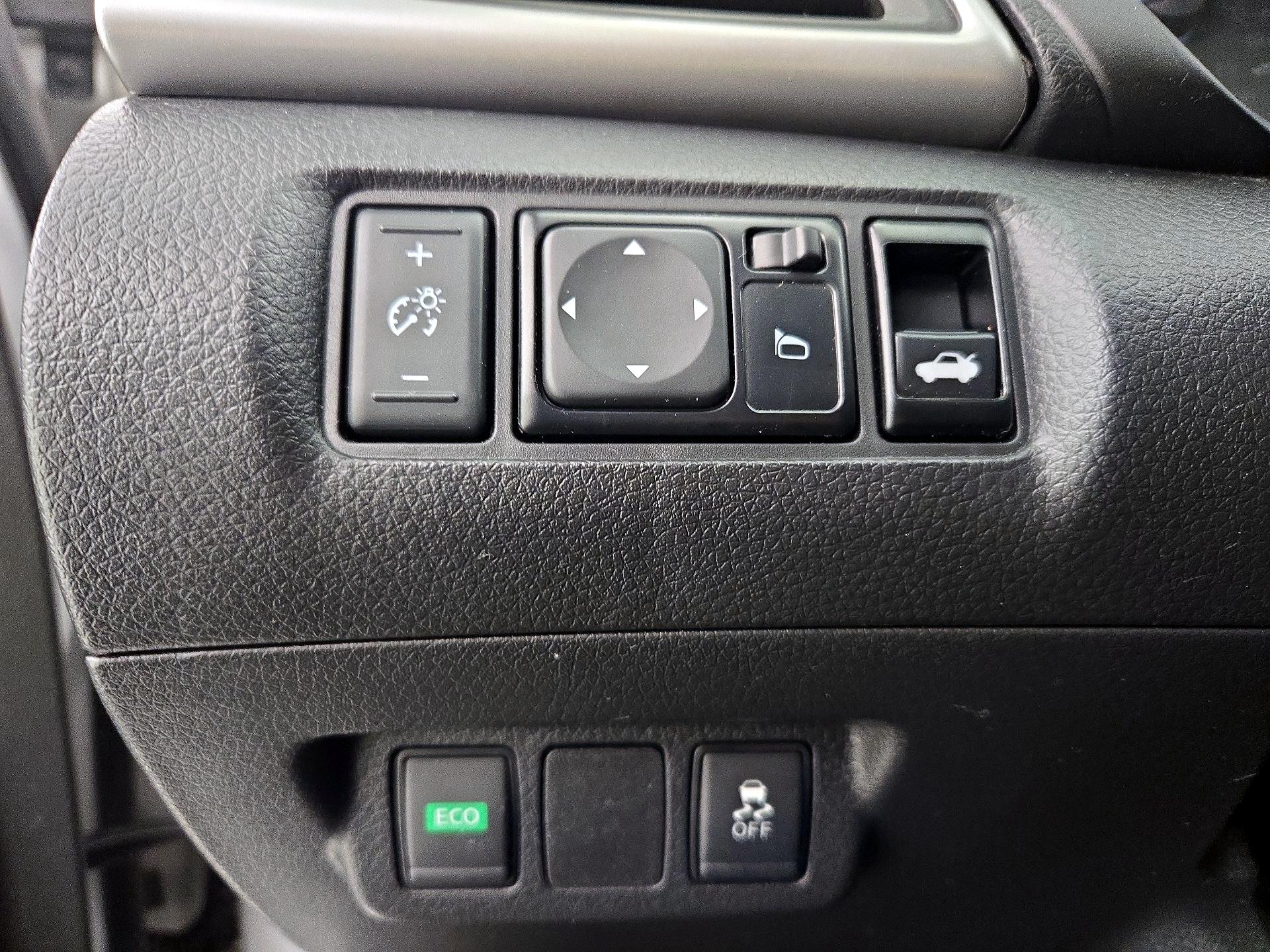 Thumbnail: 2019 Nissan Sentra - 13