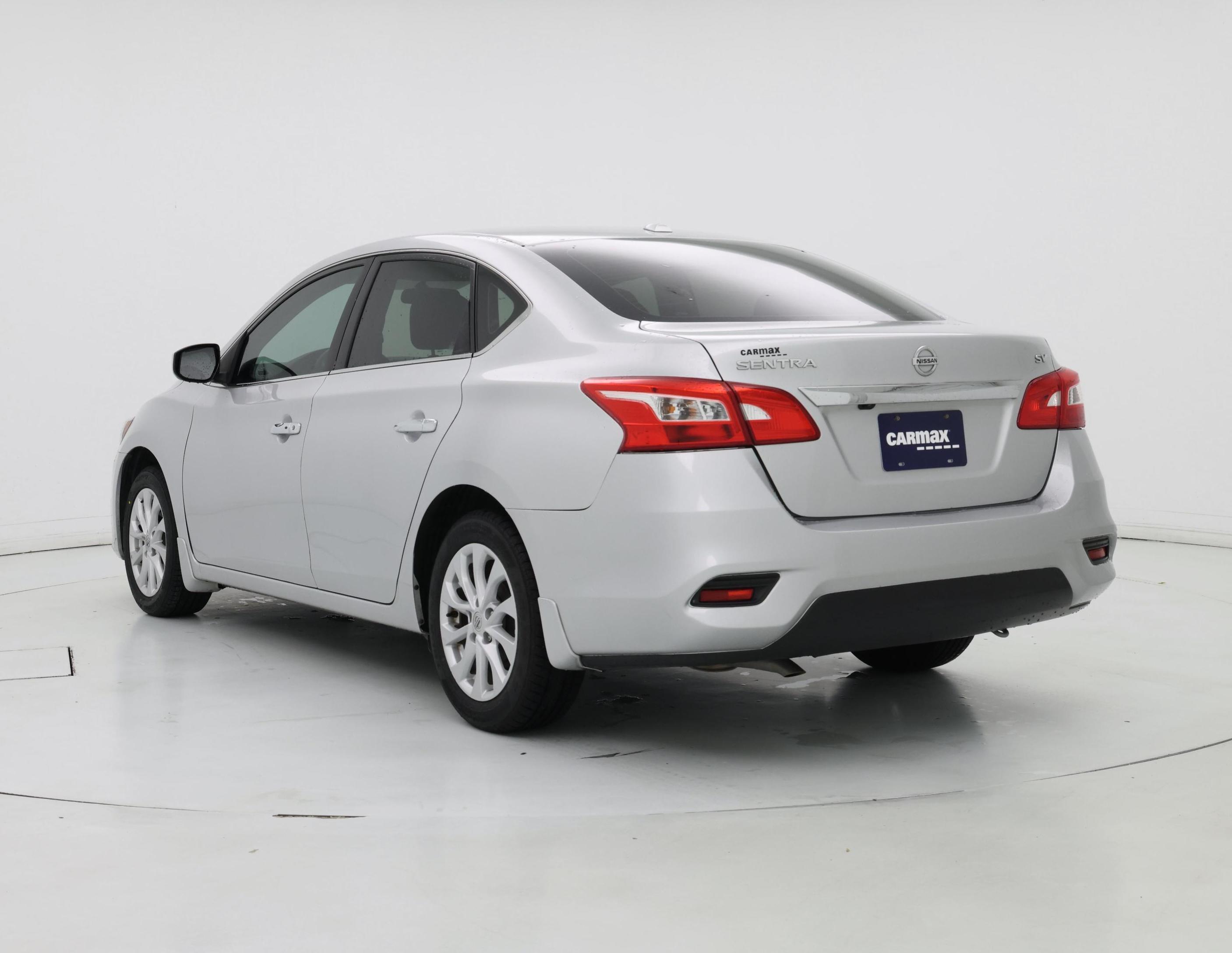 Thumbnail: 2019 Nissan Sentra - 2