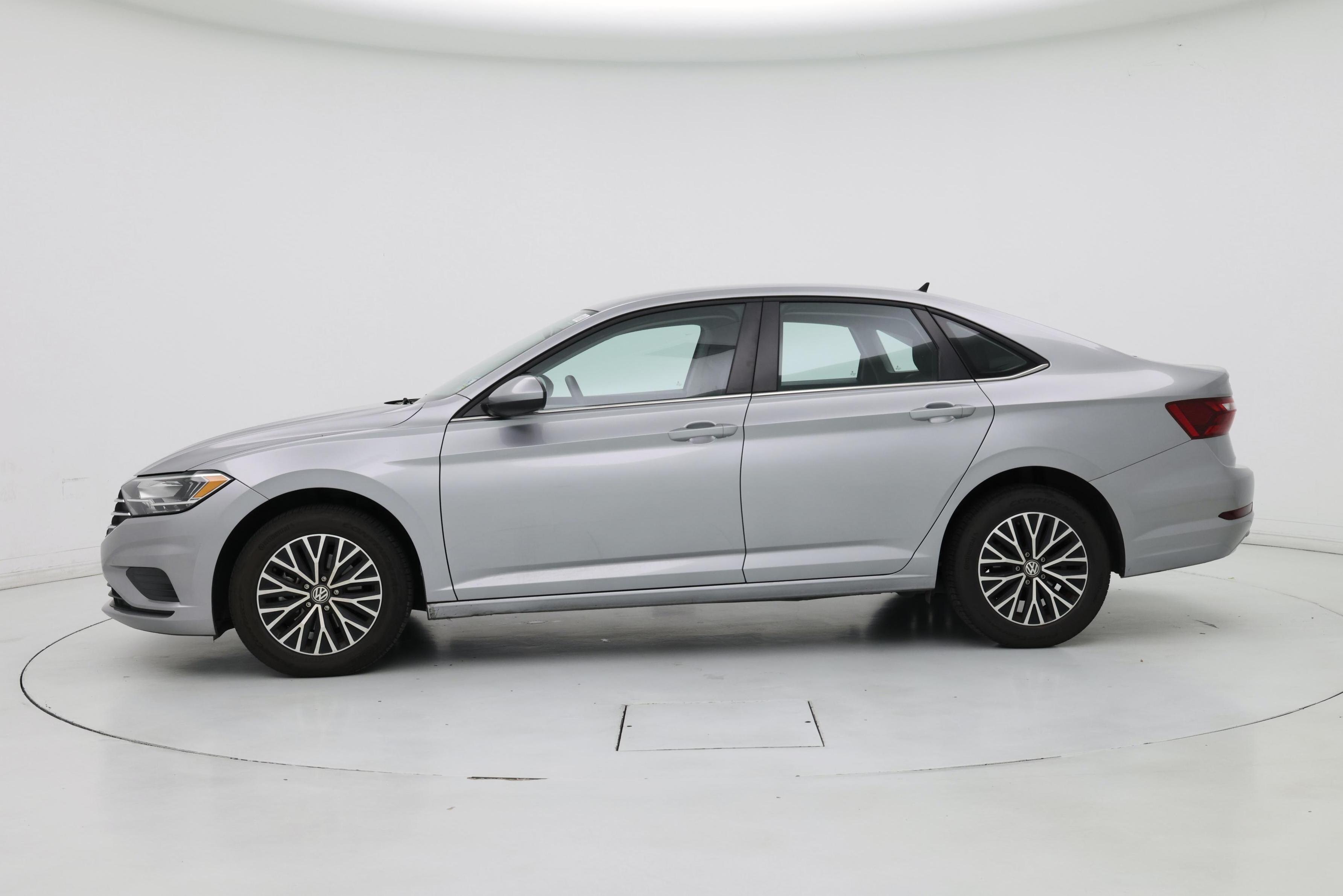 Thumbnail: 2021 Volkswagen Jetta - 3