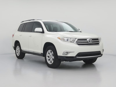 White 2013 Toyota Highlander Plus