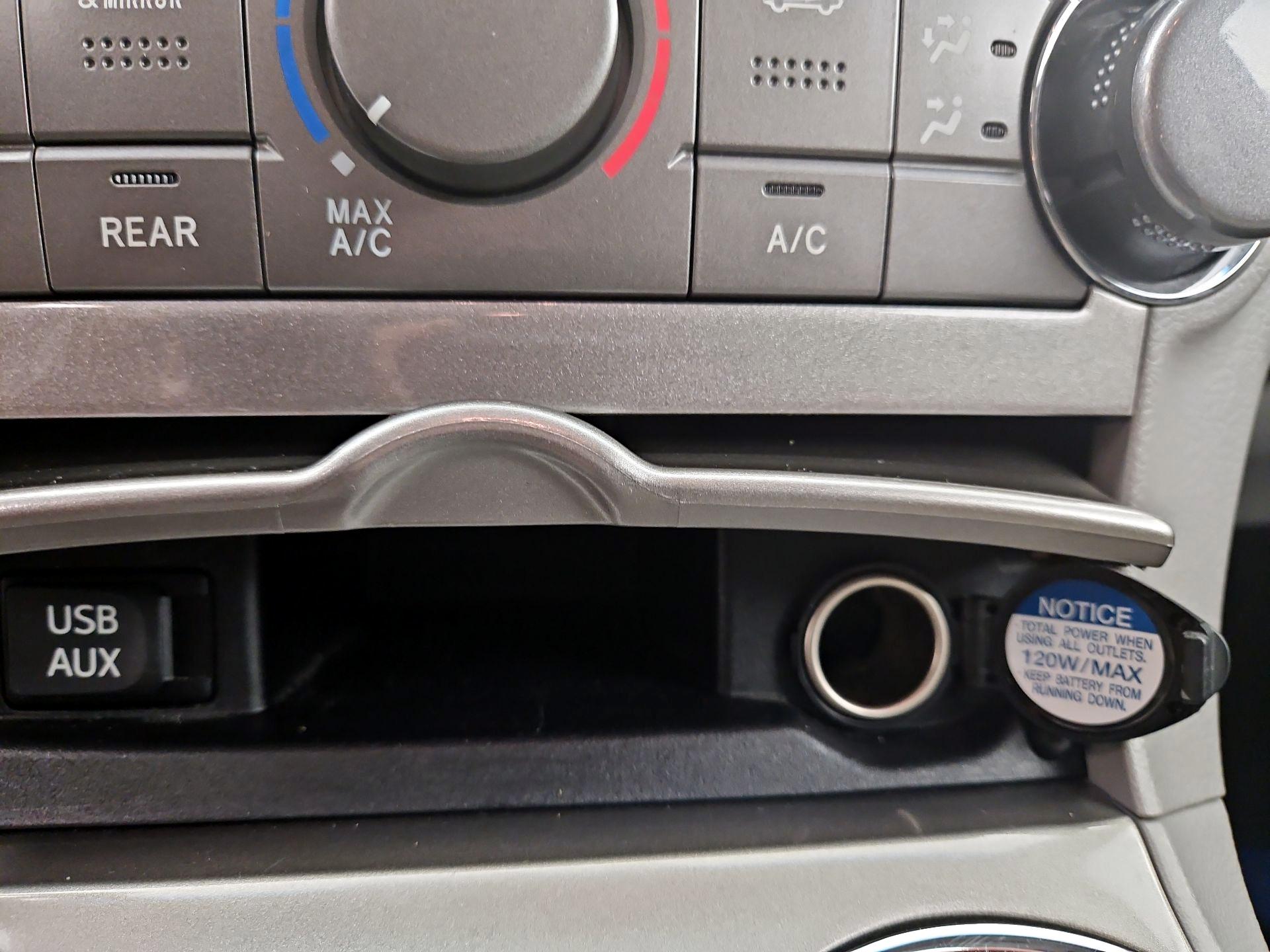 Thumbnail: 2013 Toyota Highlander - 18