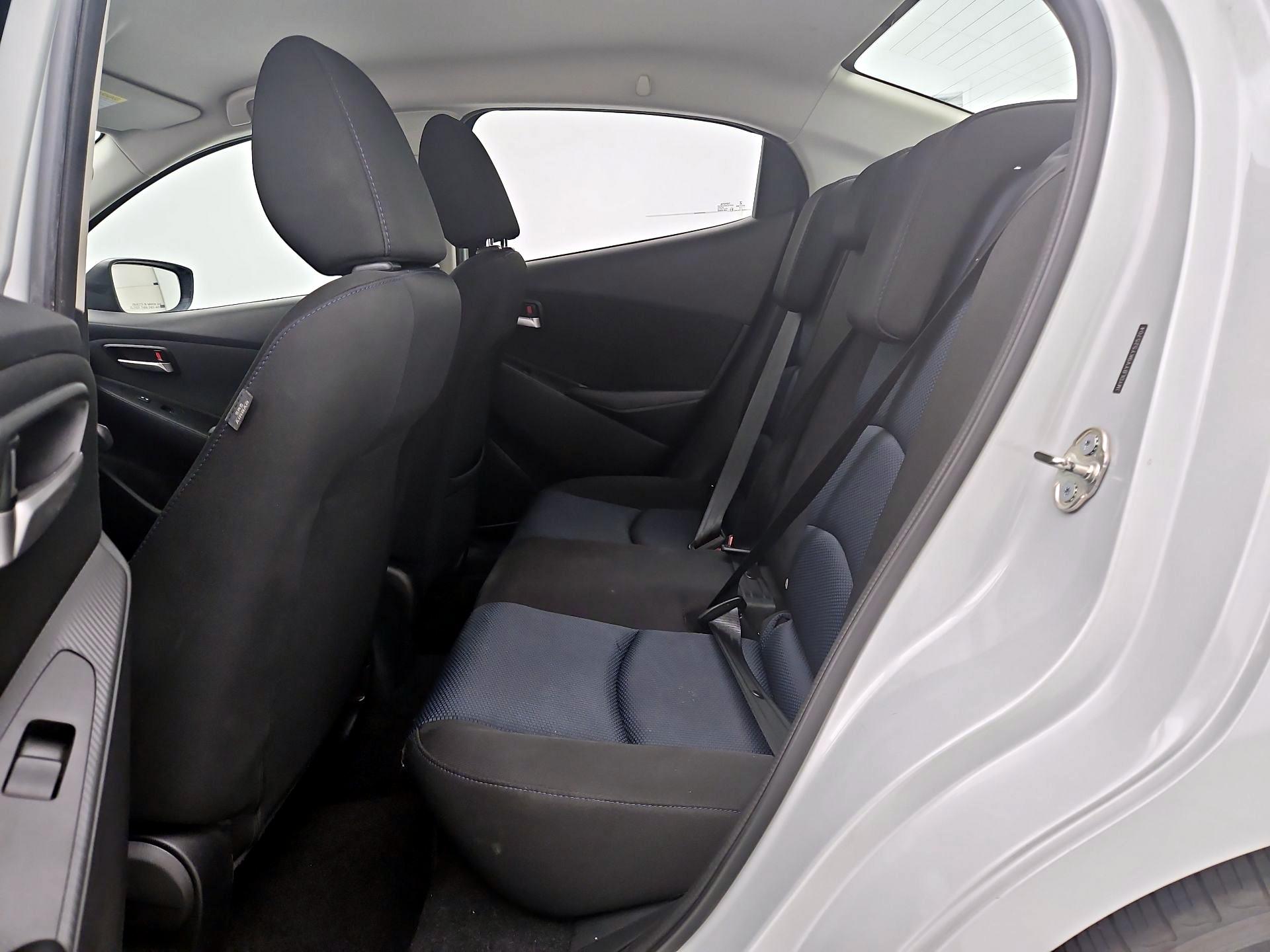 Thumbnail: 2019 Toyota Yaris - 19