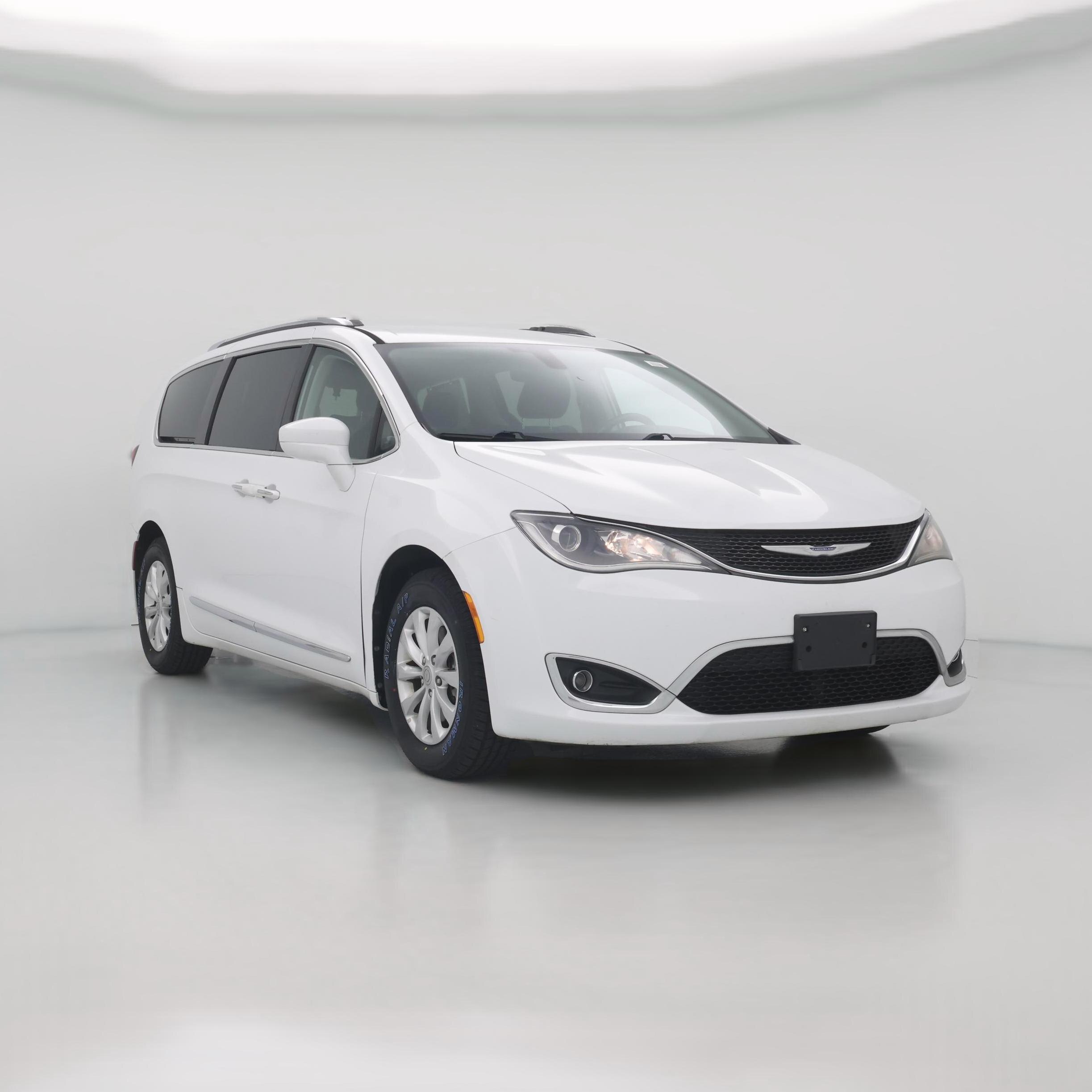 Thumbnail: 2018 Chrysler Pacifica - 1