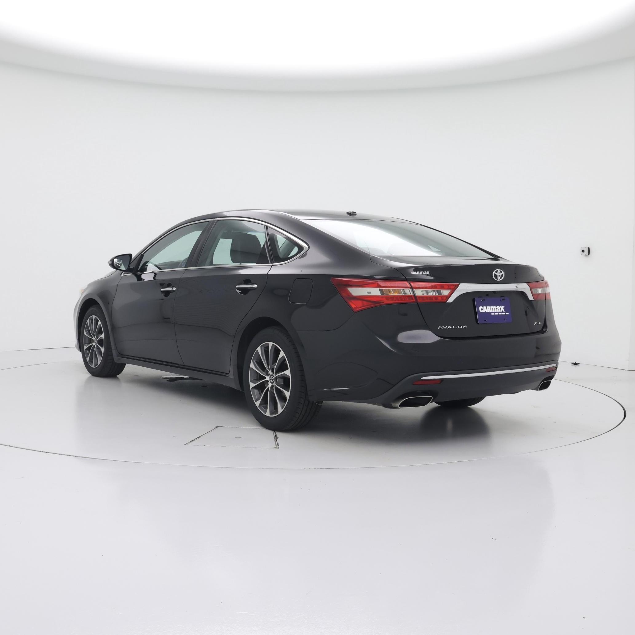 Thumbnail: 2016 Toyota Avalon - 2