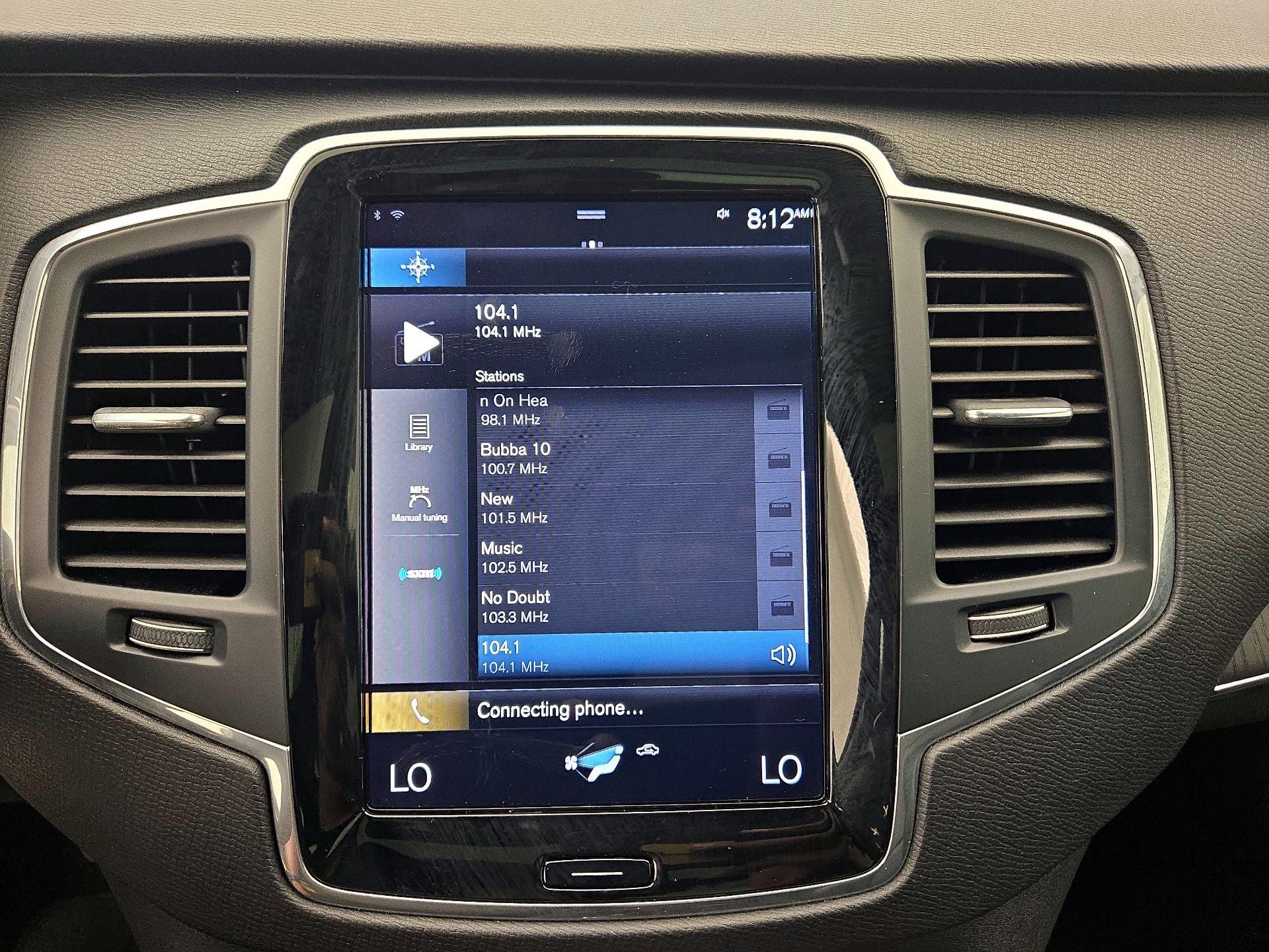 Thumbnail: 2020 Volvo XC90 - 16