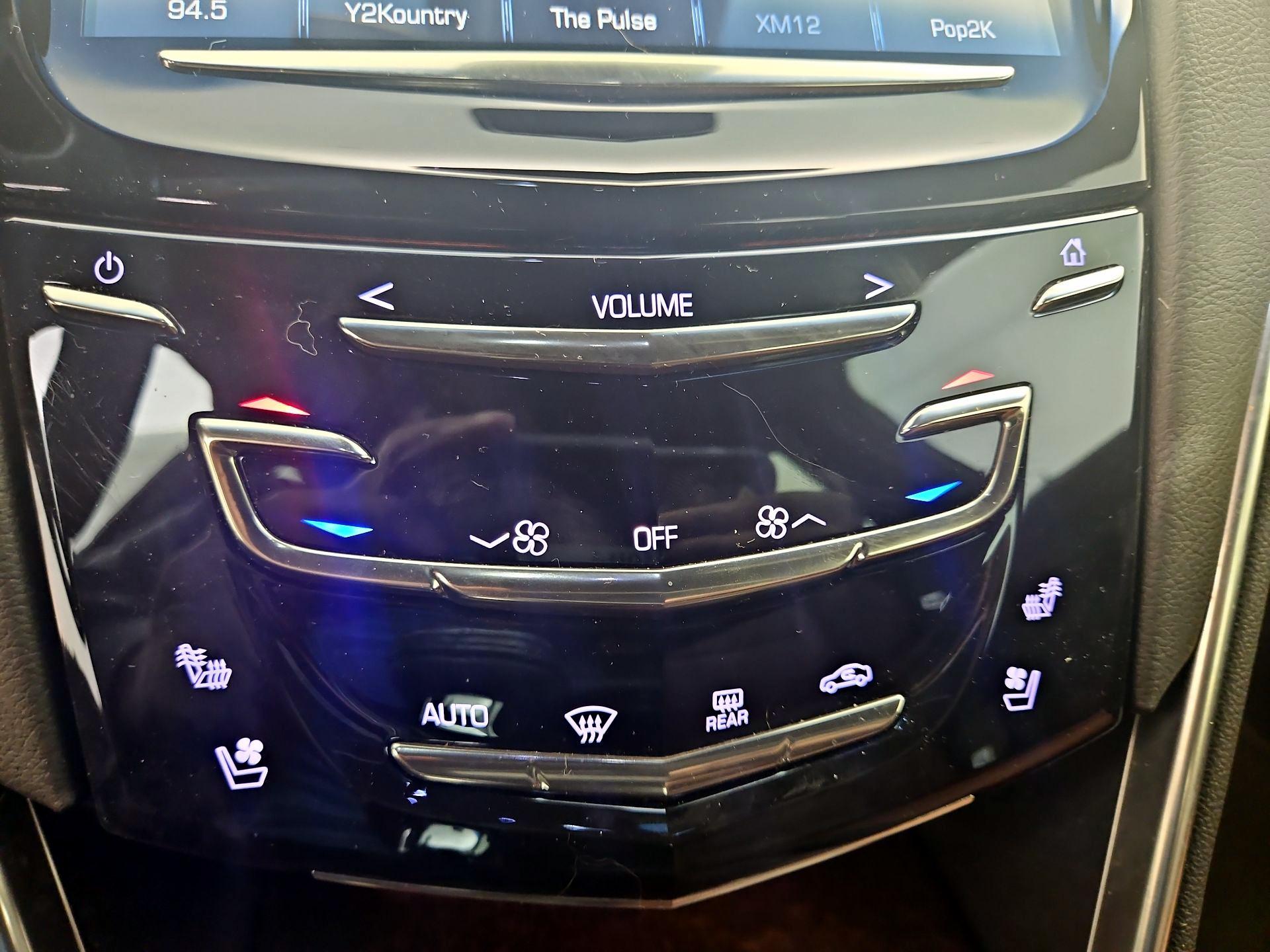 Thumbnail: 2015 Cadillac XTS - 17