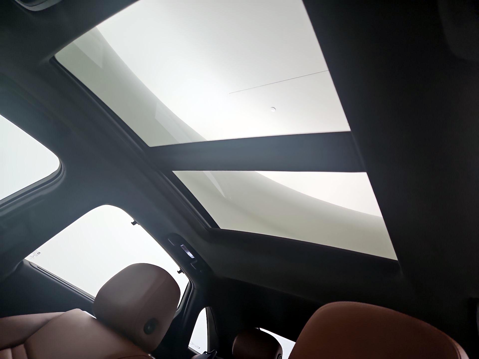 Thumbnail: 2015 Cadillac XTS - 20