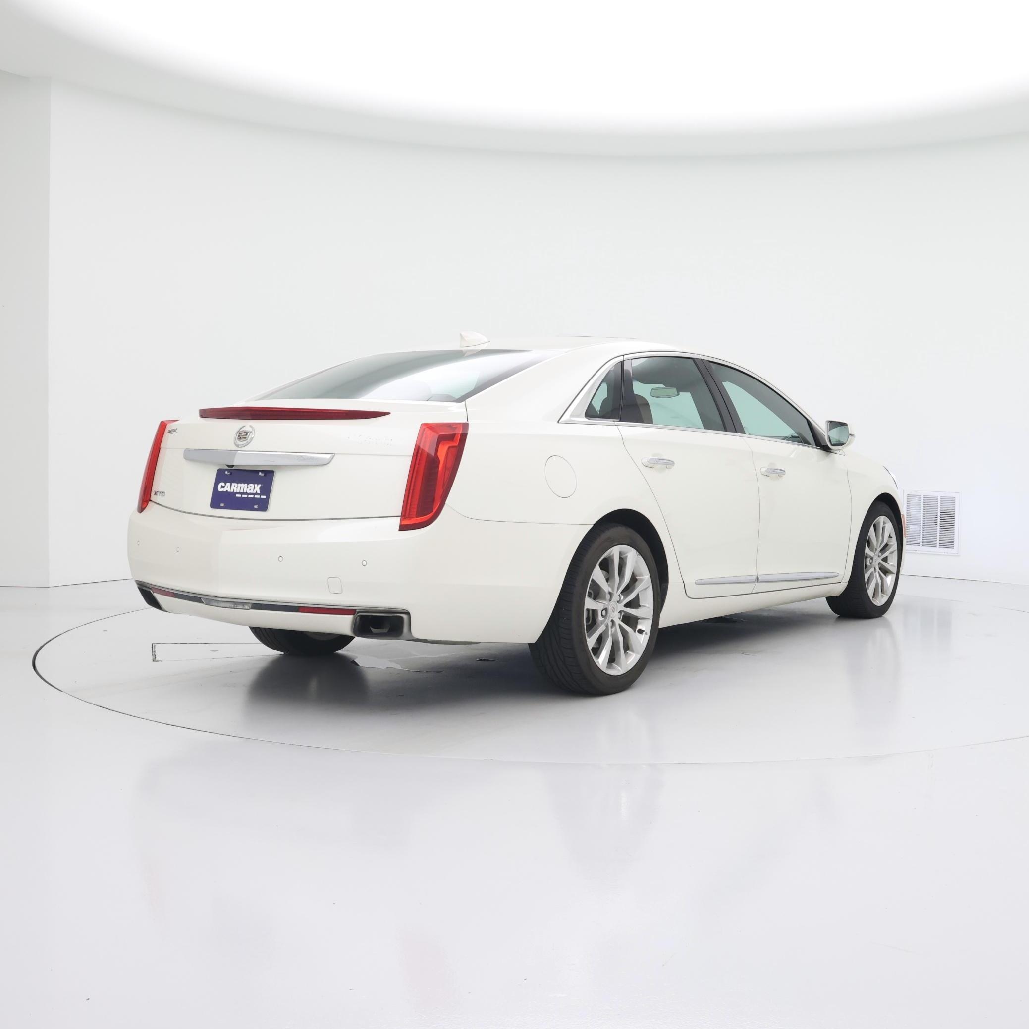 Thumbnail: 2015 Cadillac XTS - 8