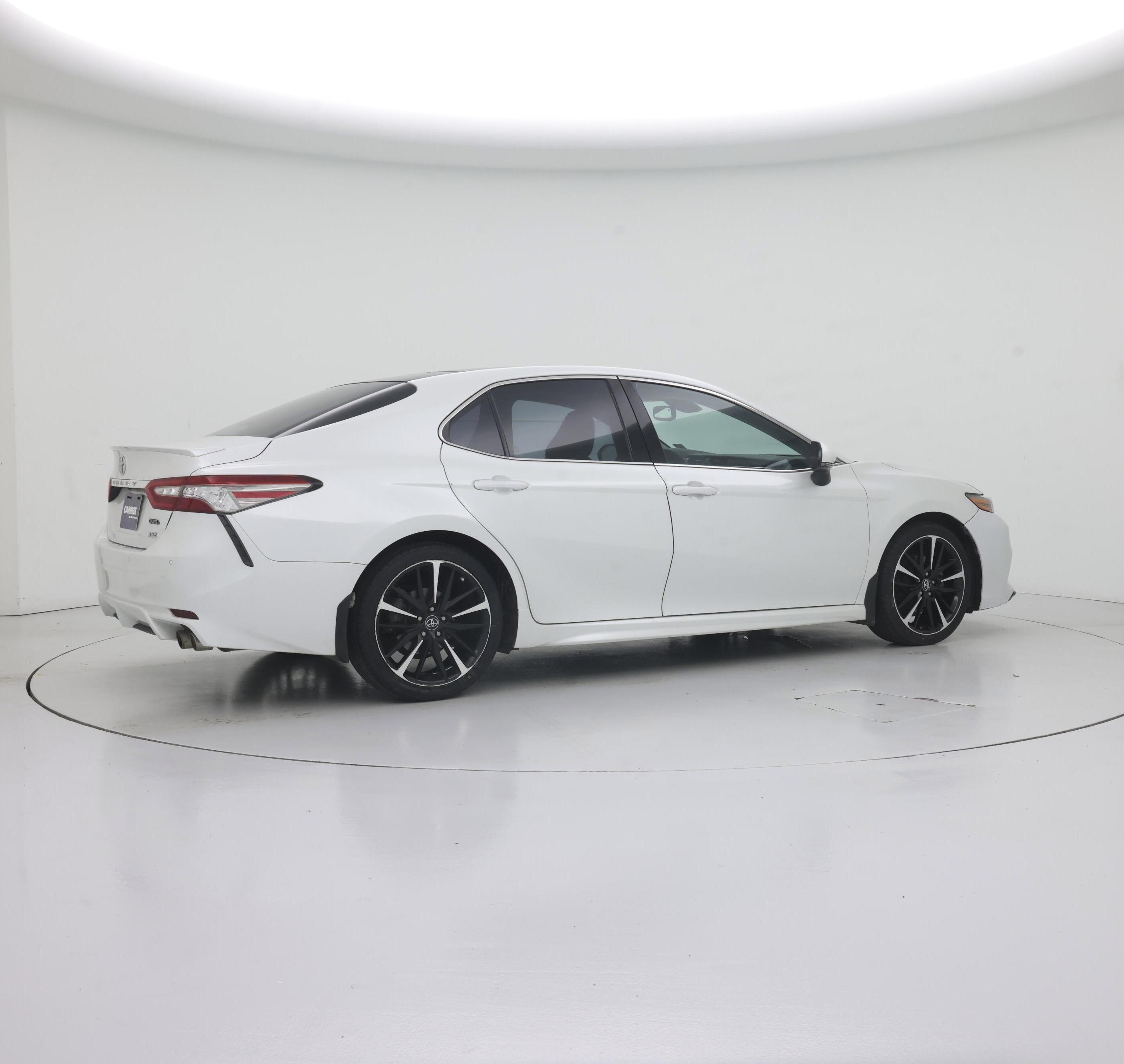 Thumbnail: 2018 Toyota Camry - 3