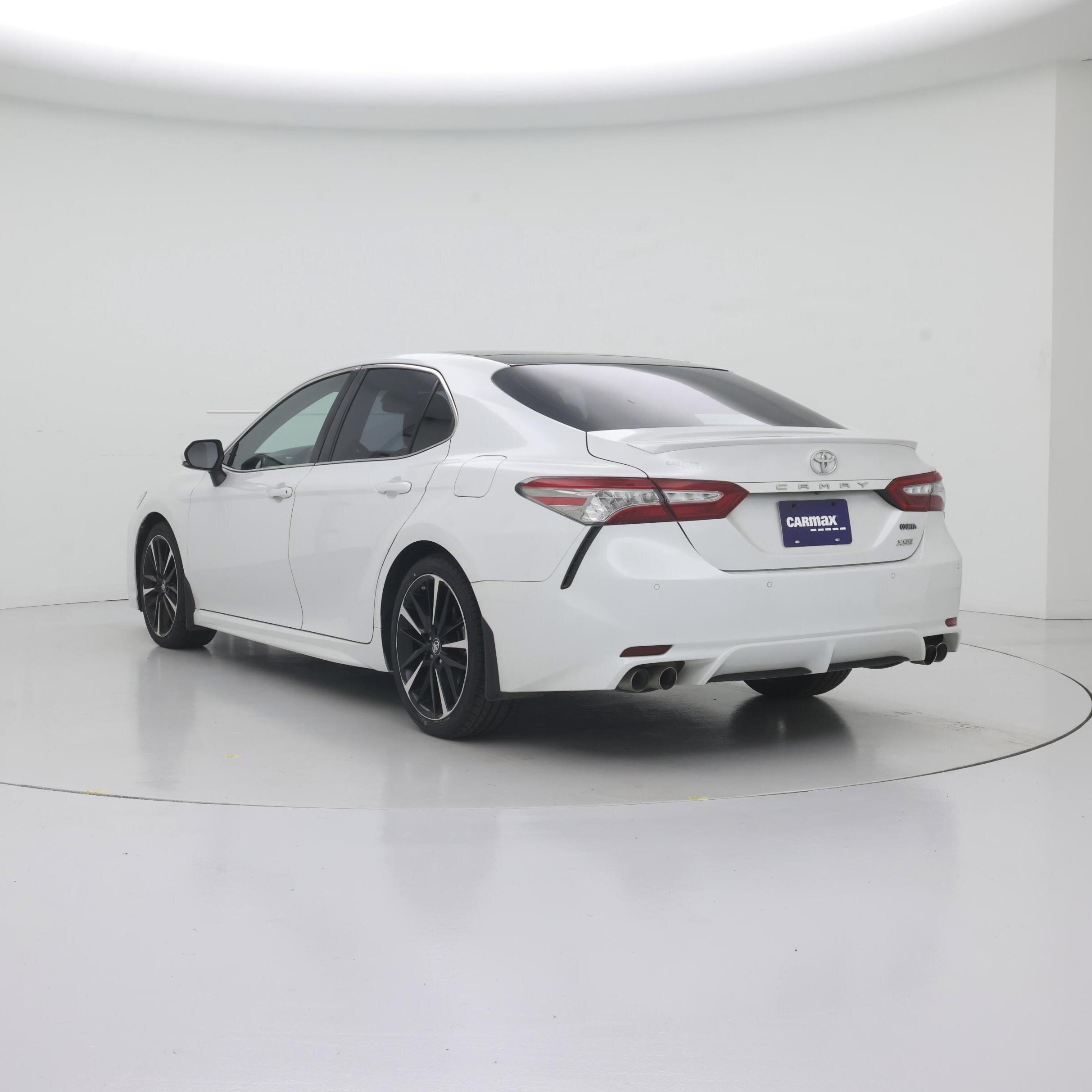 Thumbnail: 2018 Toyota Camry - 5