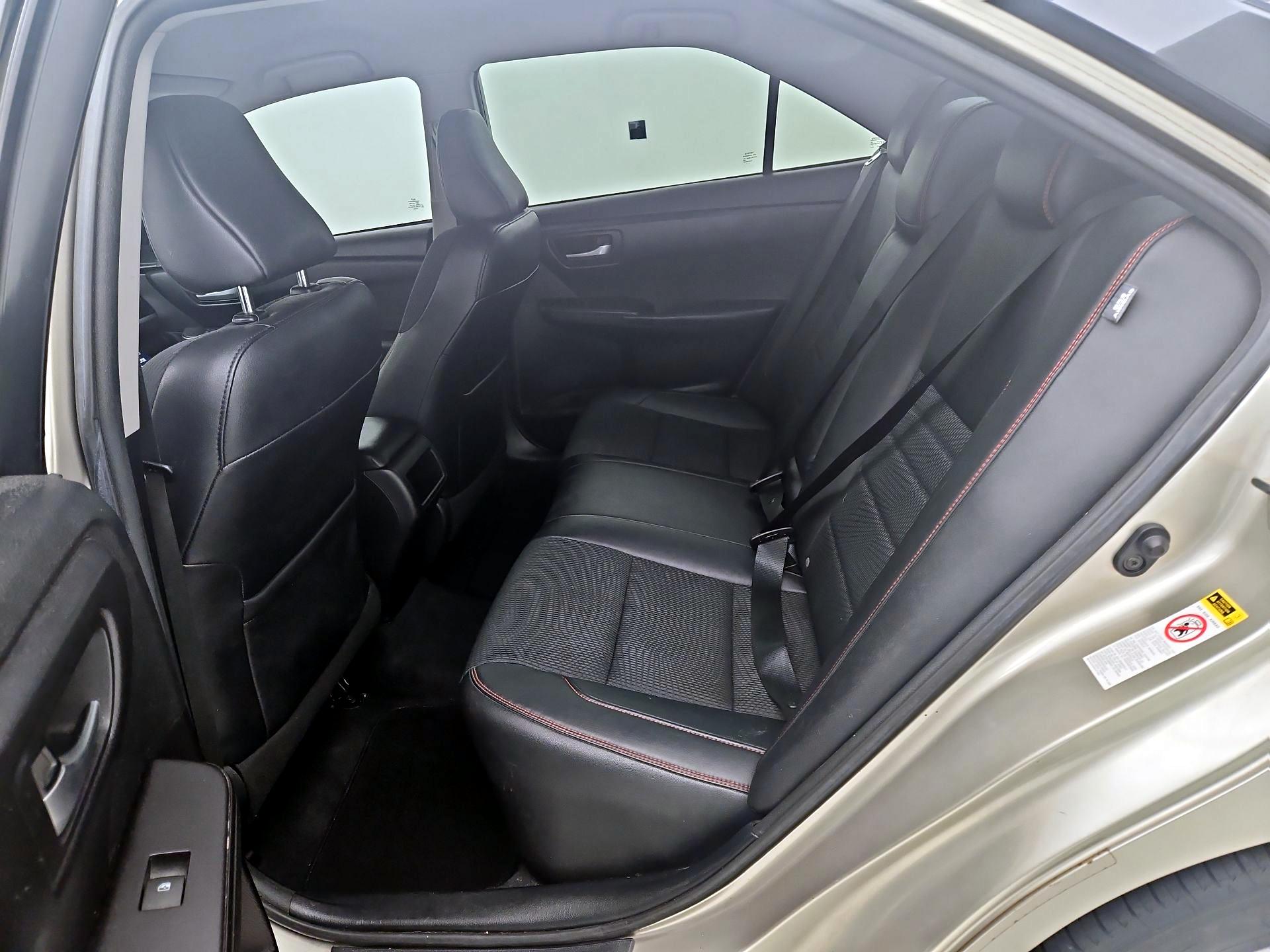 Thumbnail: 2017 Toyota Camry - 19