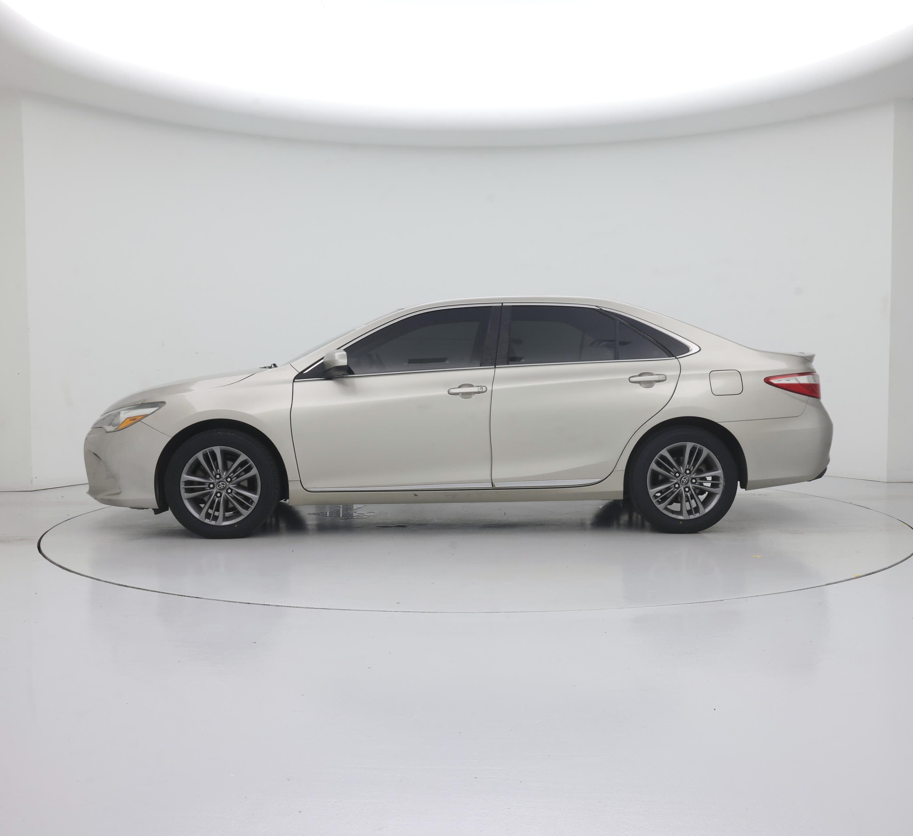 Thumbnail: 2017 Toyota Camry - 3