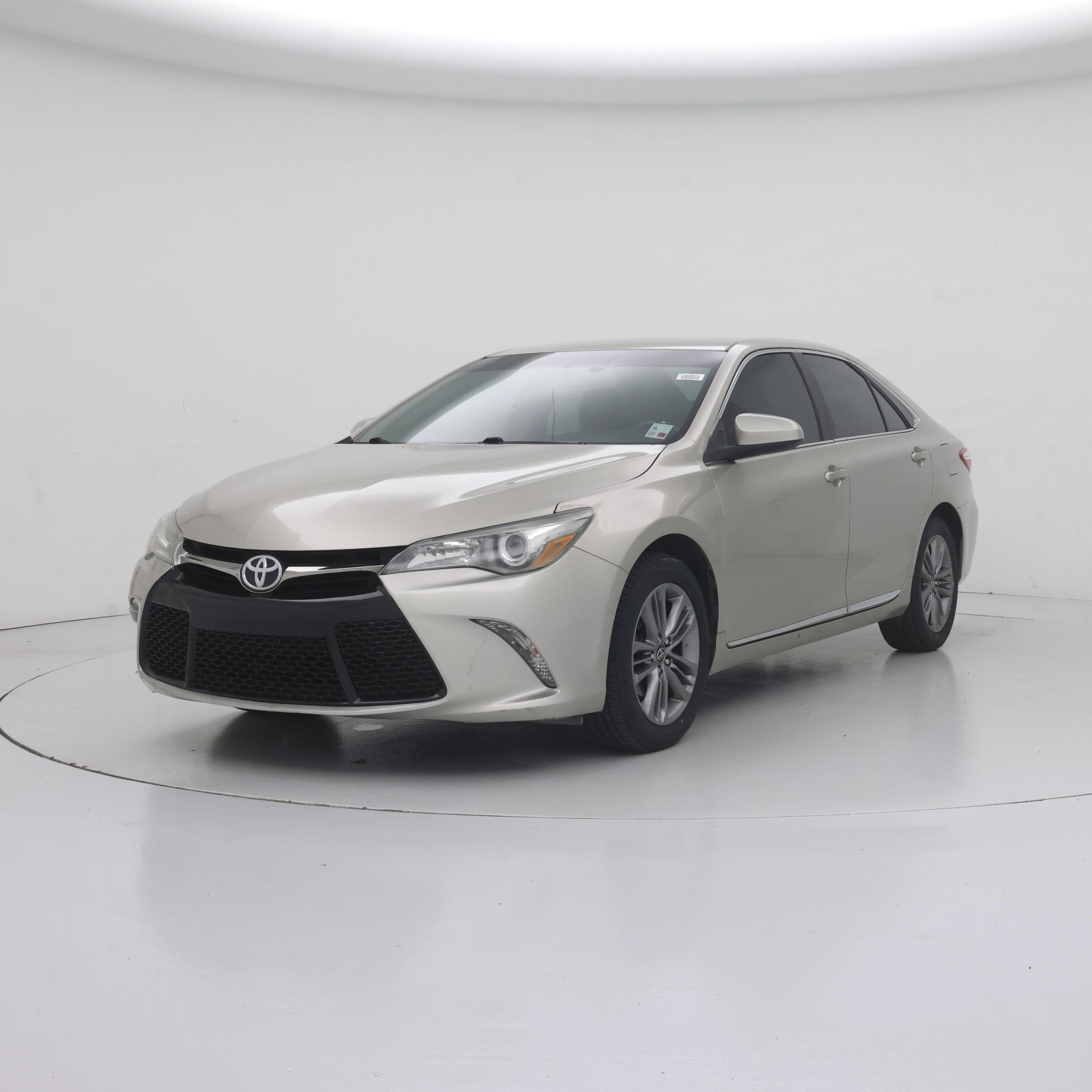 Thumbnail: 2017 Toyota Camry - 4