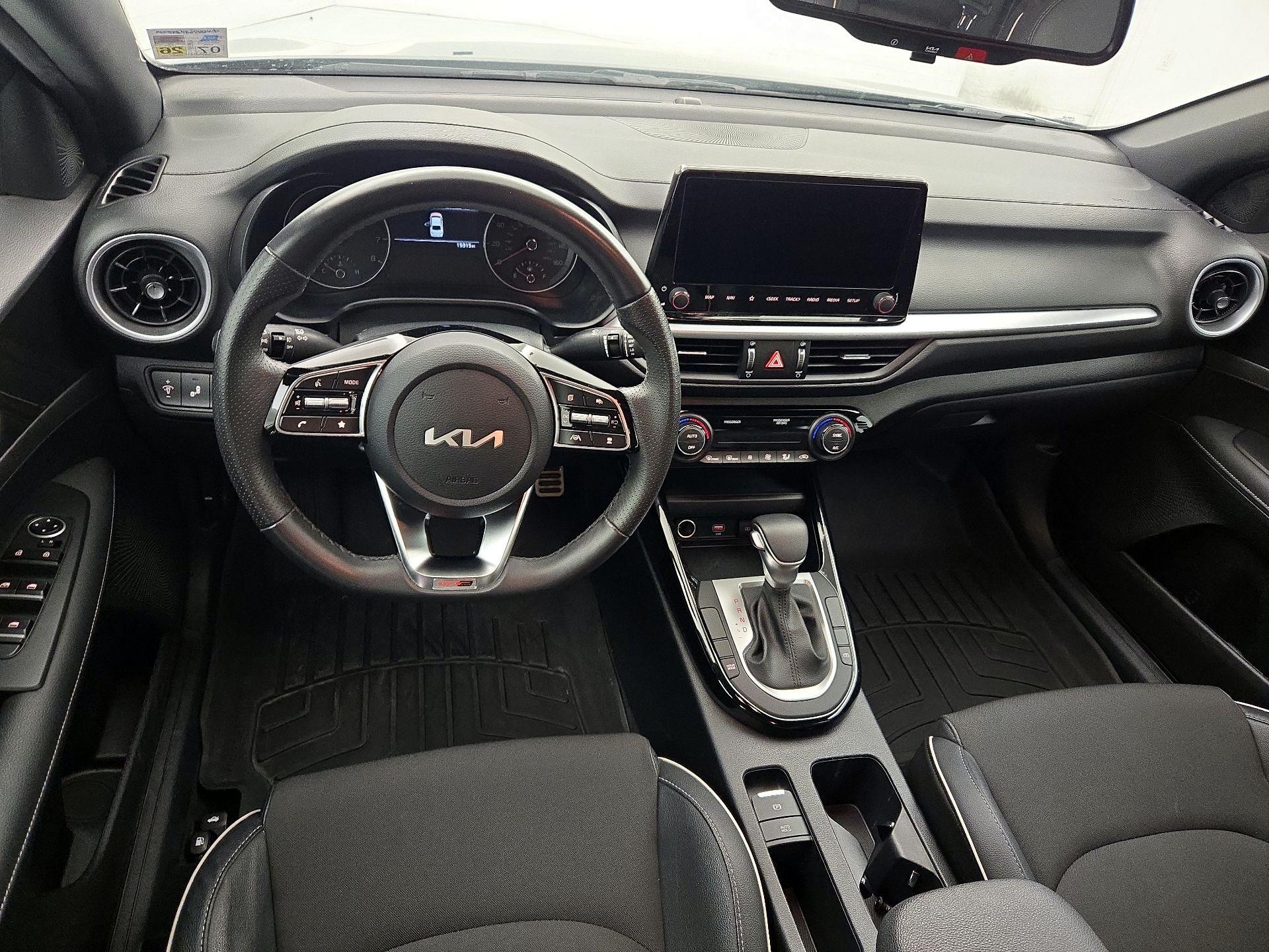 Thumbnail: 2024 Kia Forte - 9