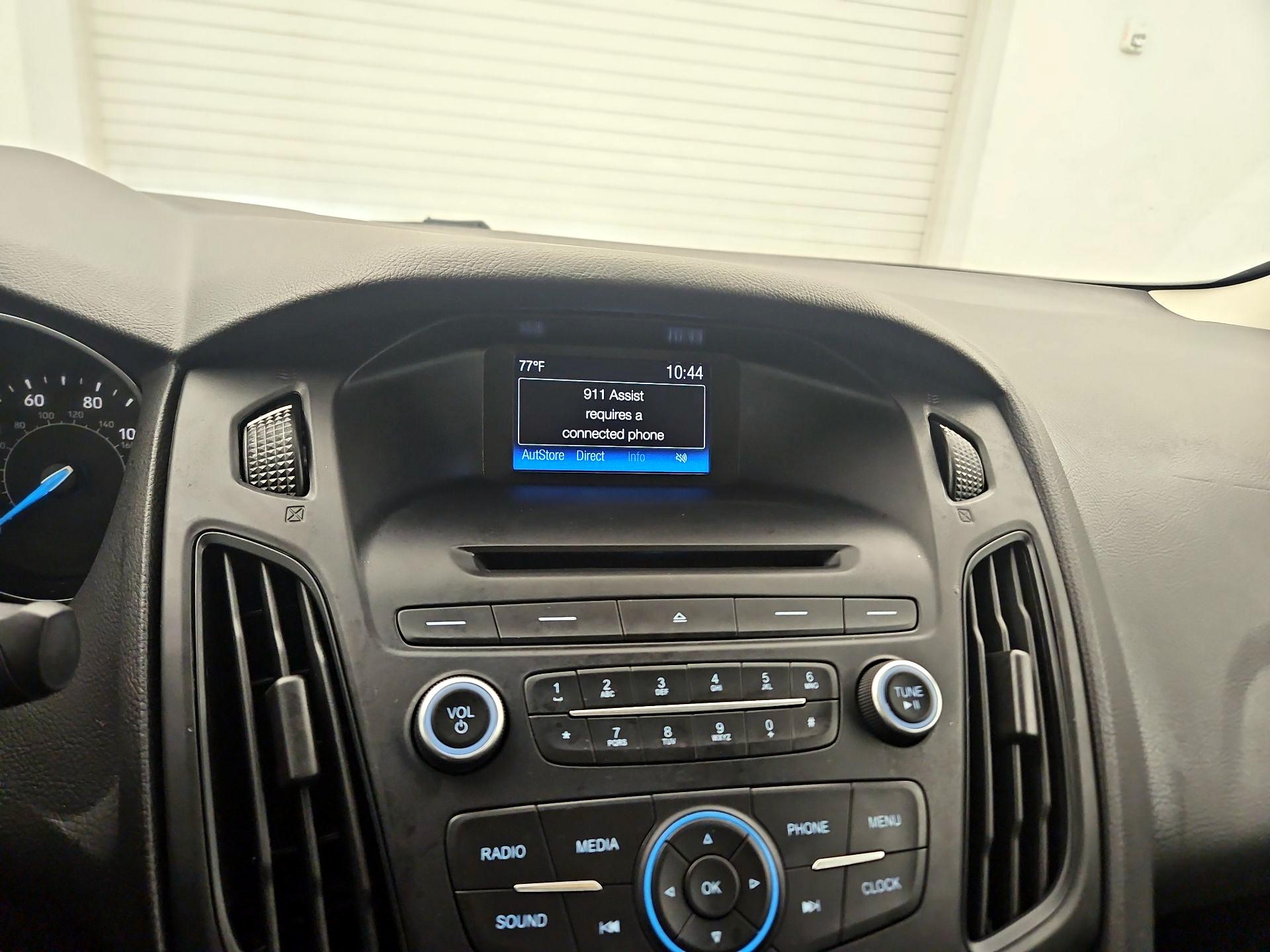 Thumbnail: 2016 Ford Focus - 13