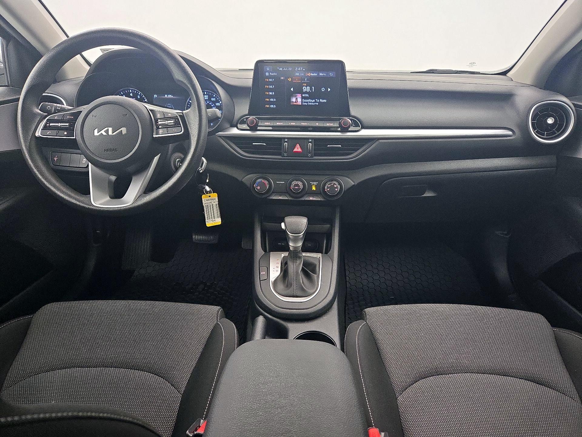 Thumbnail: 2024 Kia Forte - 9
