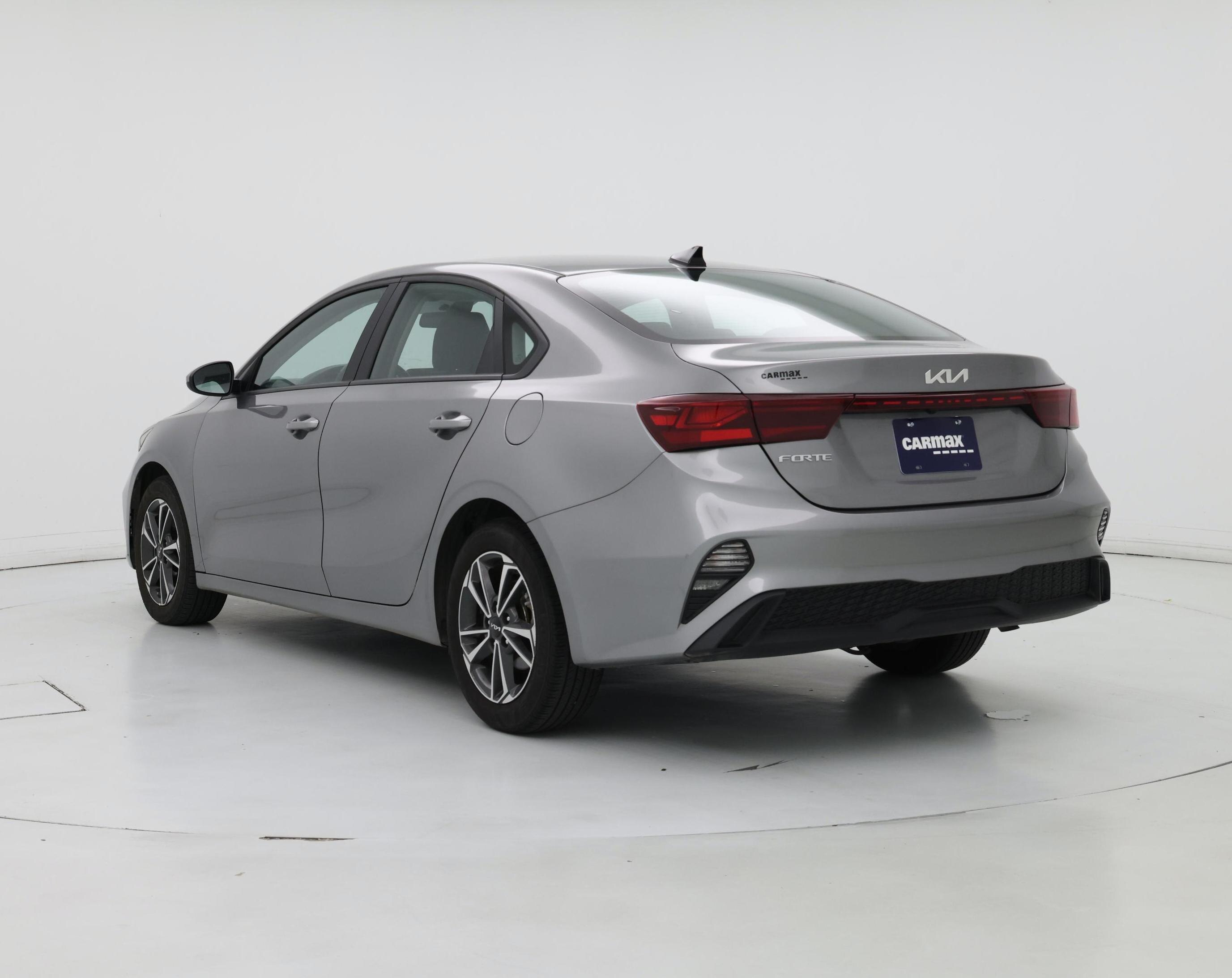 Thumbnail: 2024 Kia Forte - 2