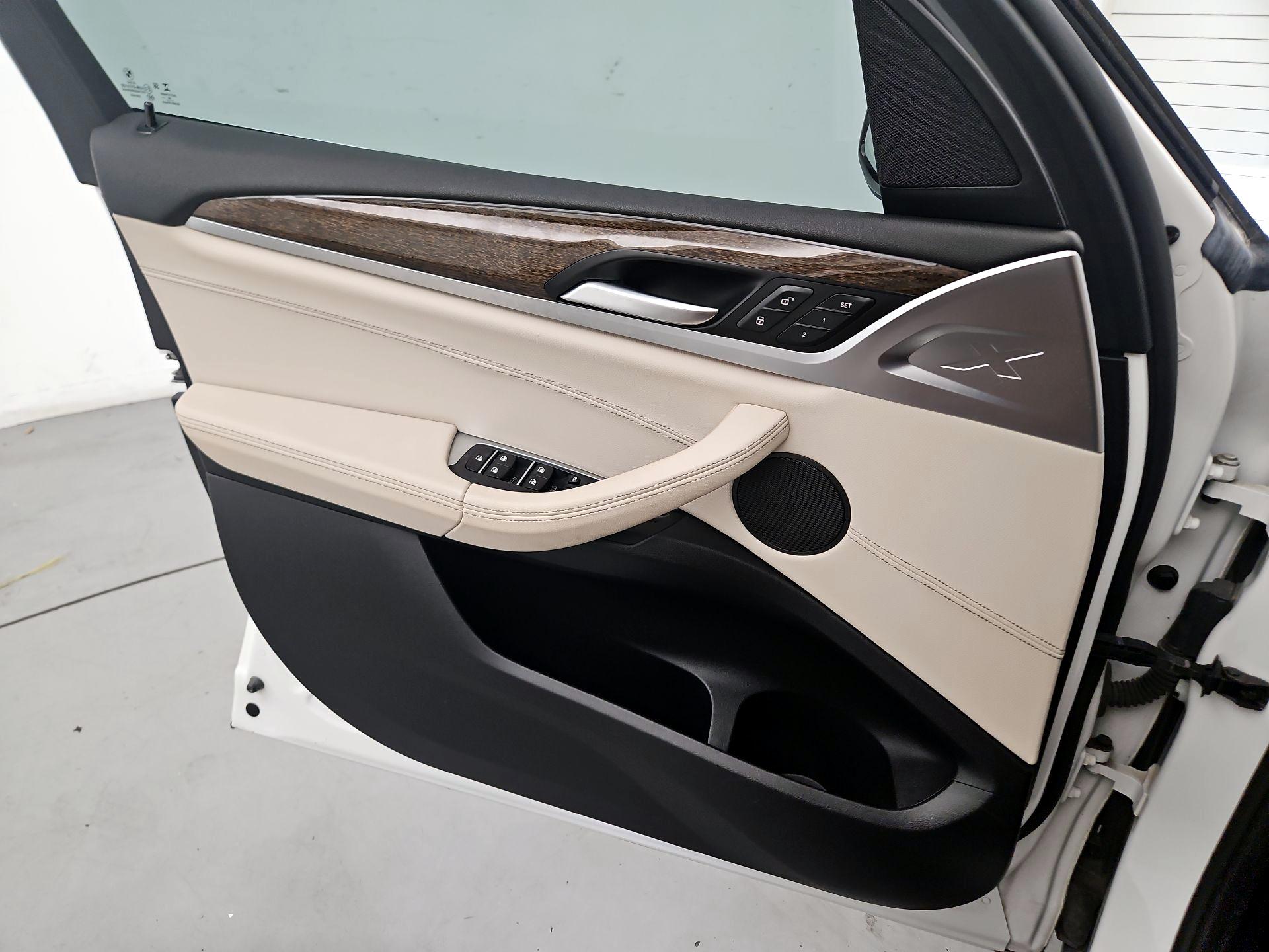 Thumbnail: 2019 BMW X3 - 12