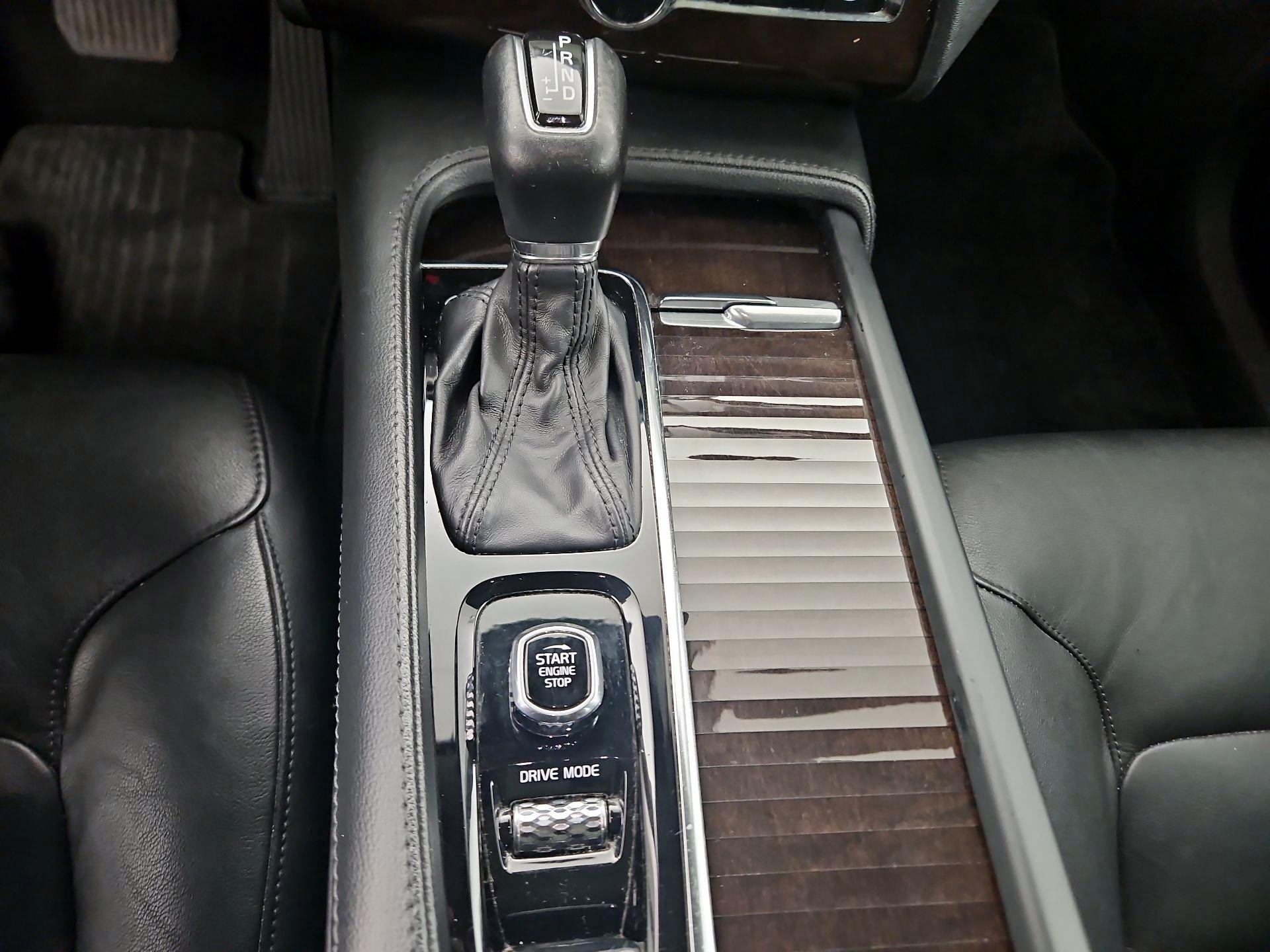Thumbnail: 2019 Volvo XC90 - 15