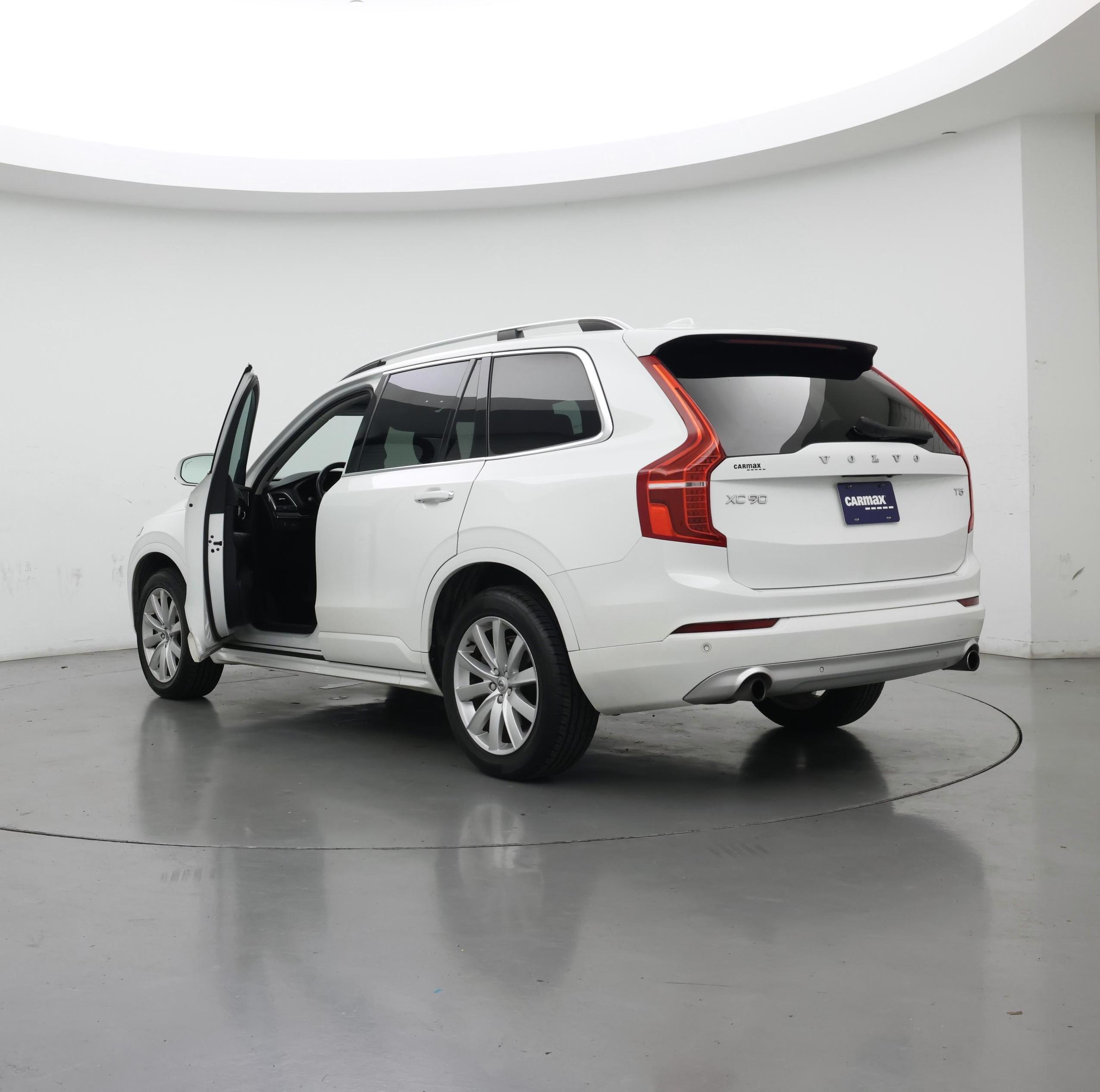 Thumbnail: 2019 Volvo XC90 - 2