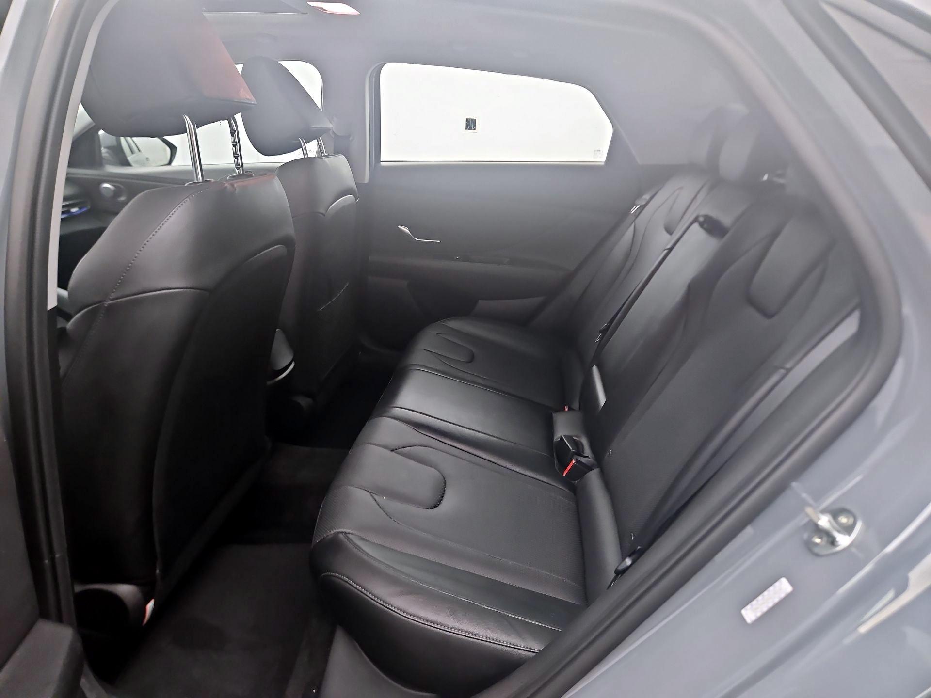 Thumbnail: 2021 Hyundai Elantra - 20