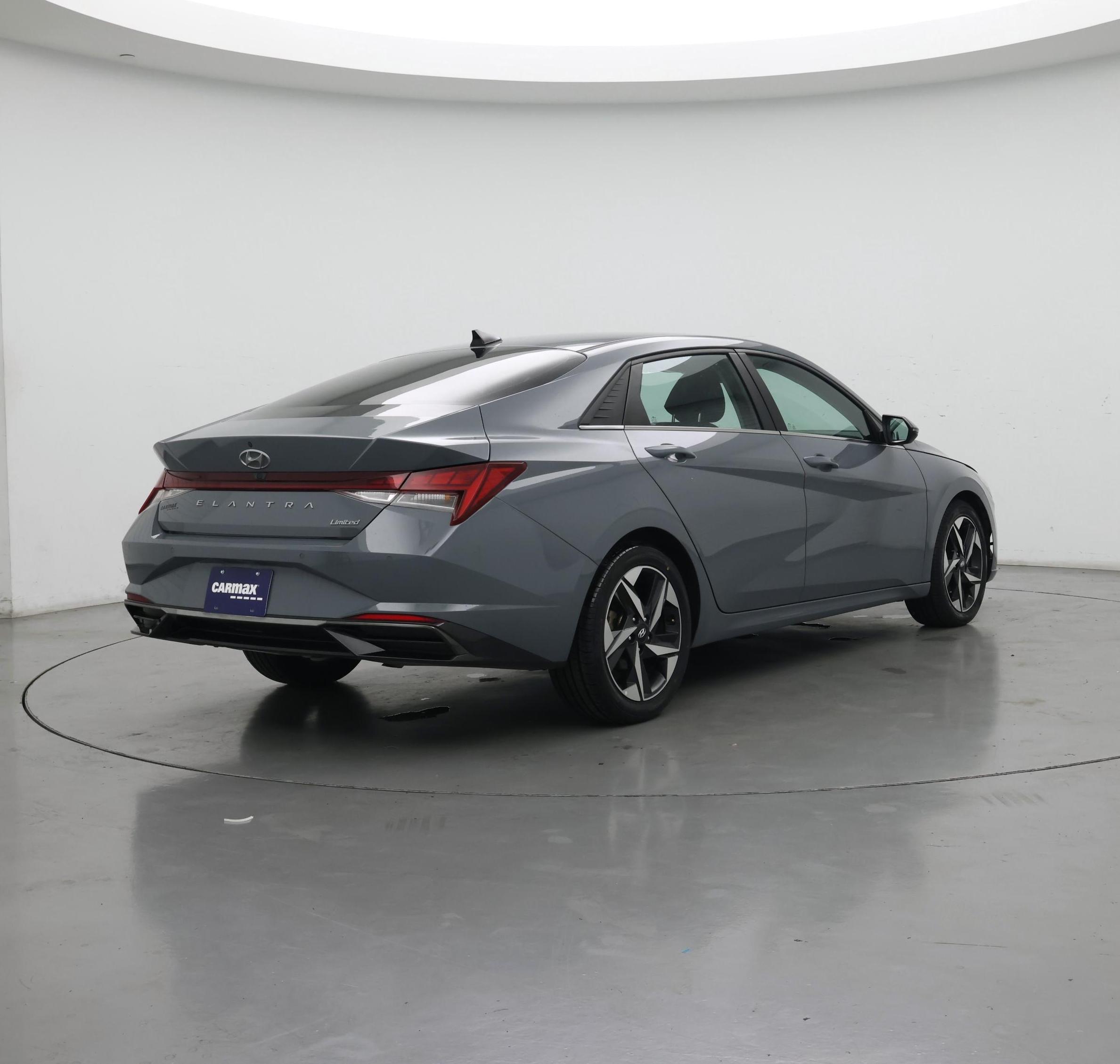 Thumbnail: 2021 Hyundai Elantra - 8