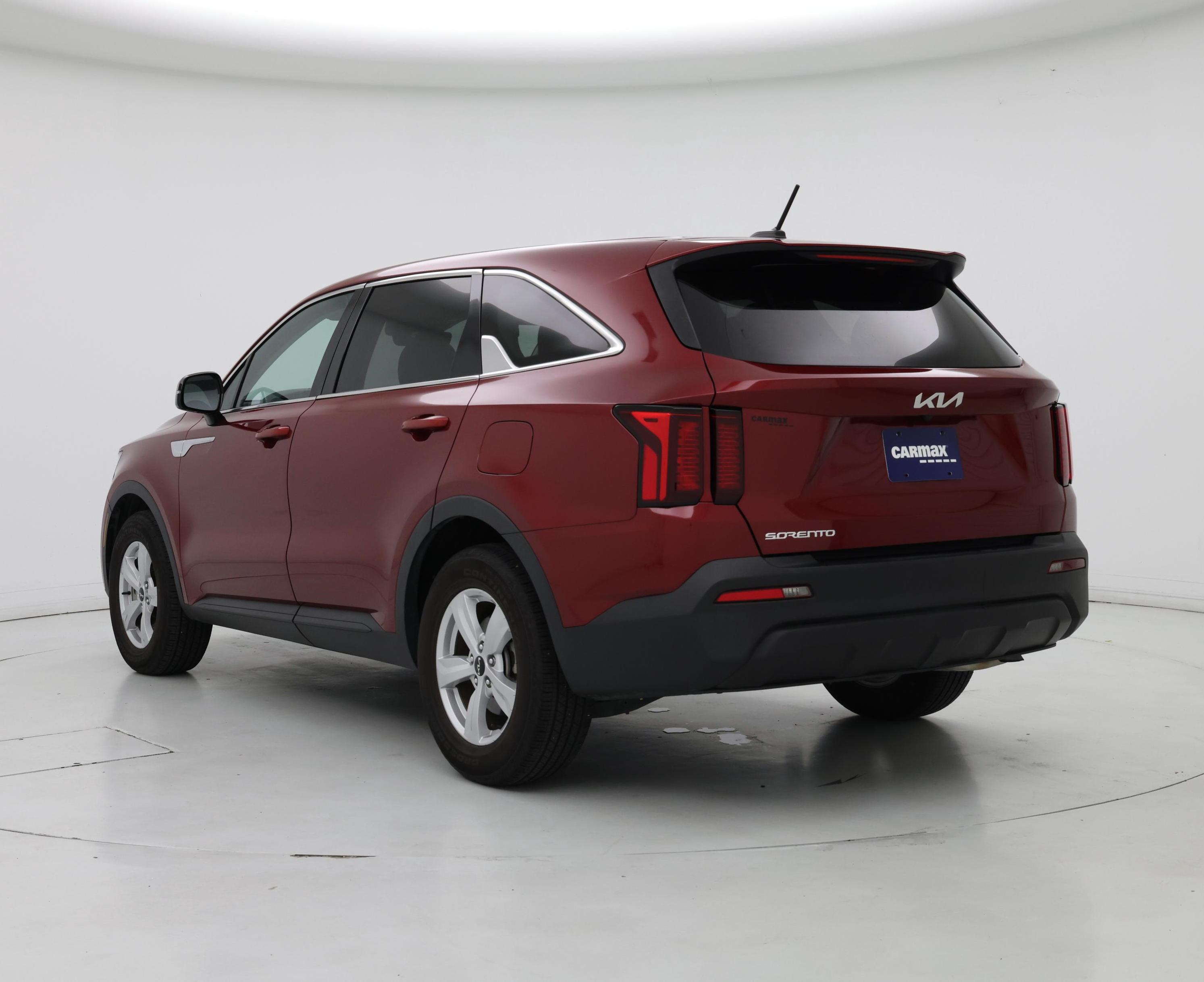 Thumbnail: 2023 Kia Sorento - 2