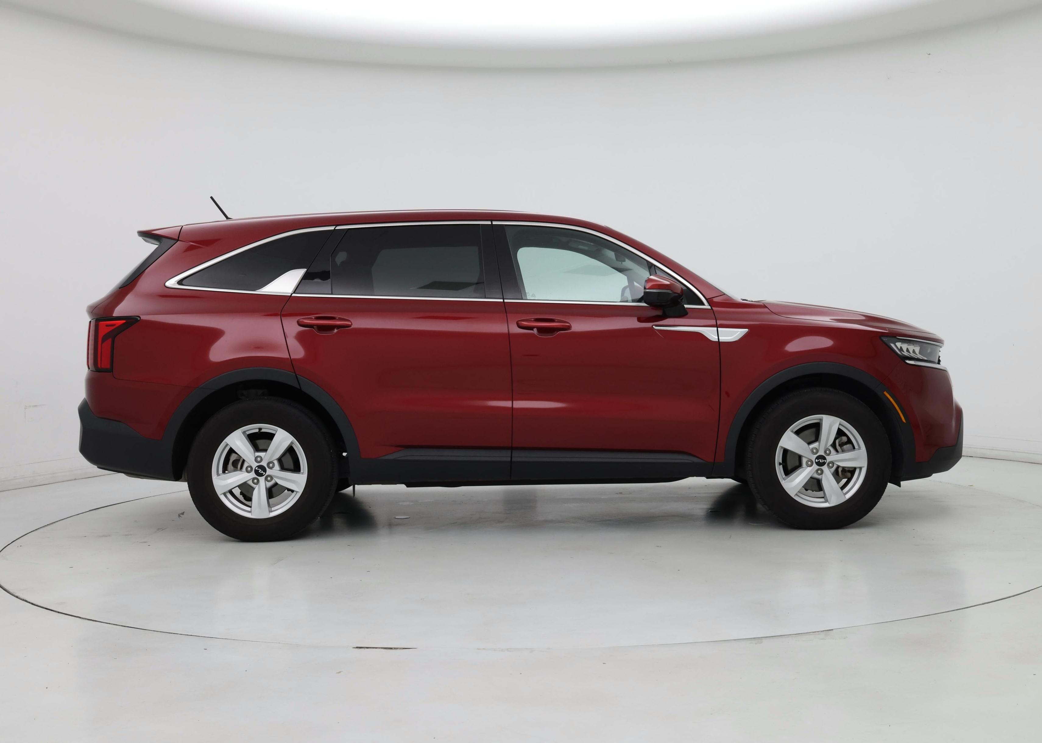 Thumbnail: 2023 Kia Sorento - 7