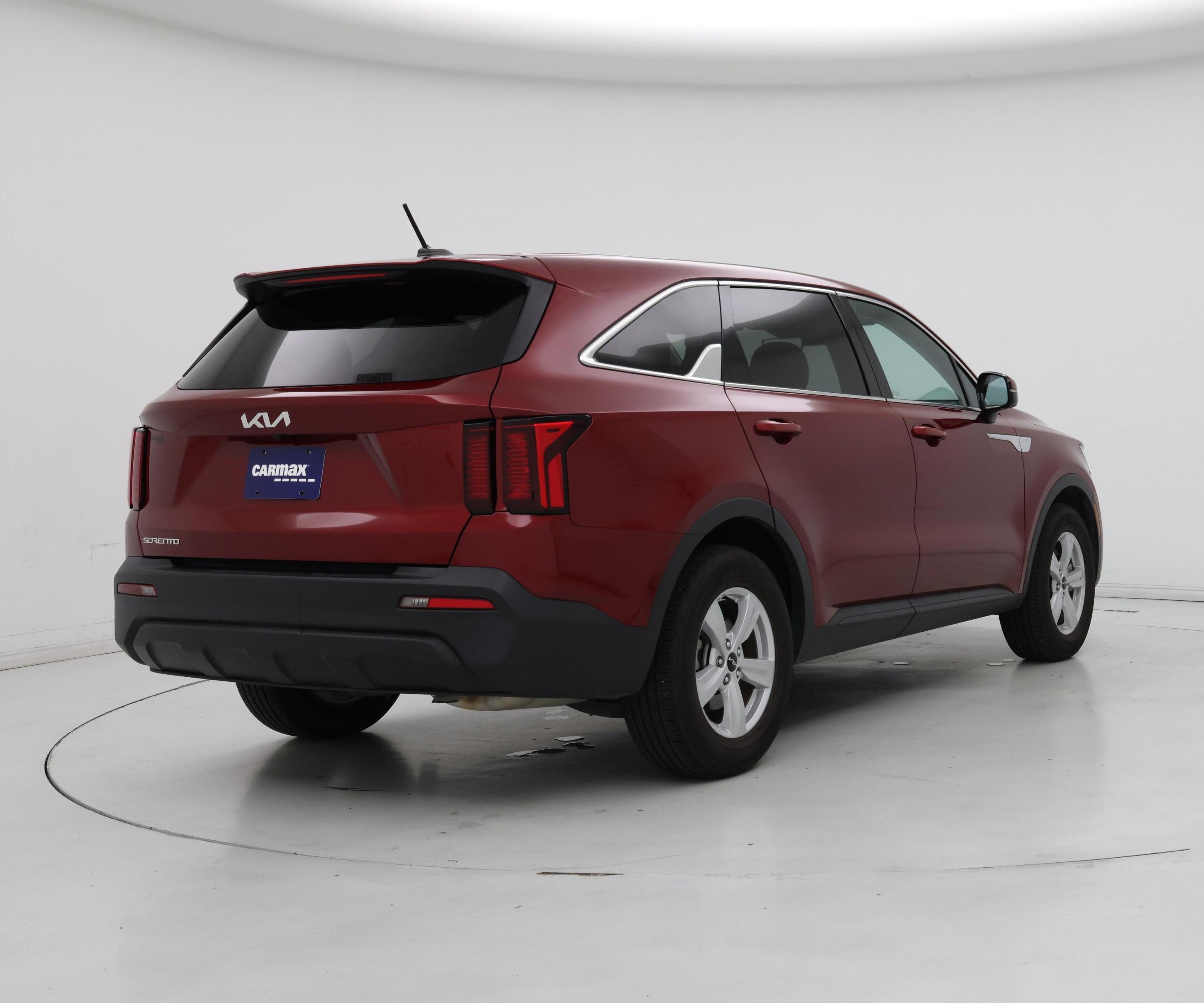 Thumbnail: 2023 Kia Sorento - 8