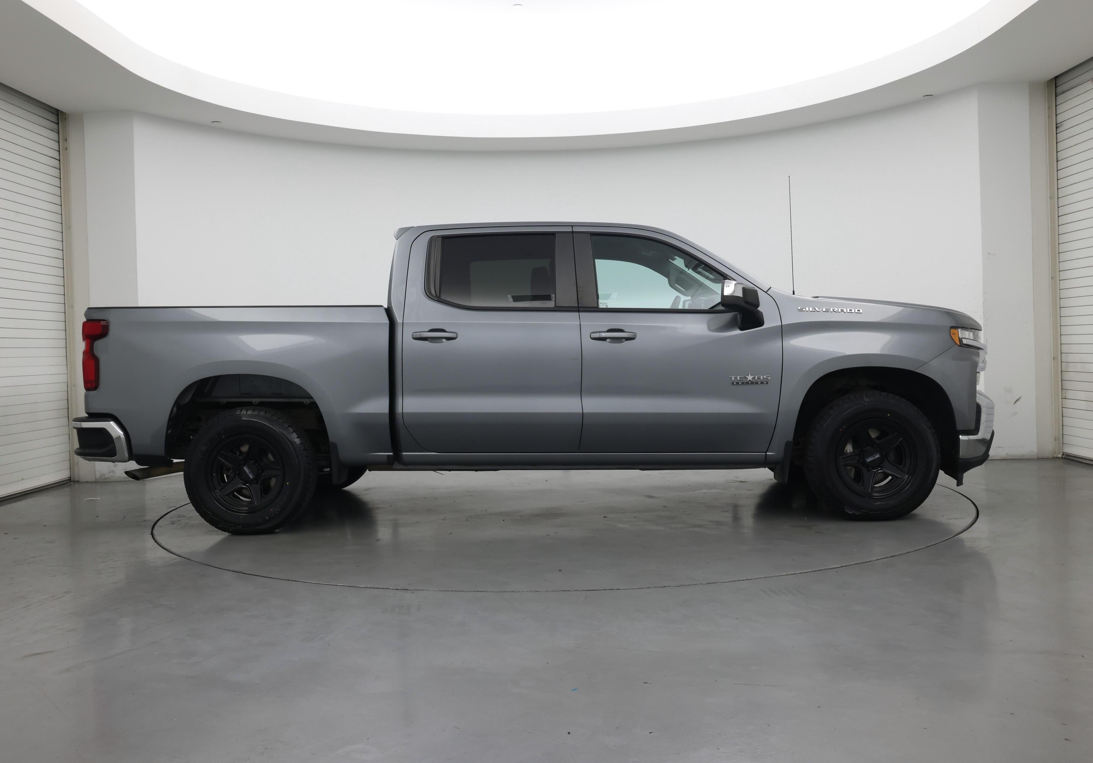Thumbnail: 2020 Chevrolet Silverado 1500 - 7