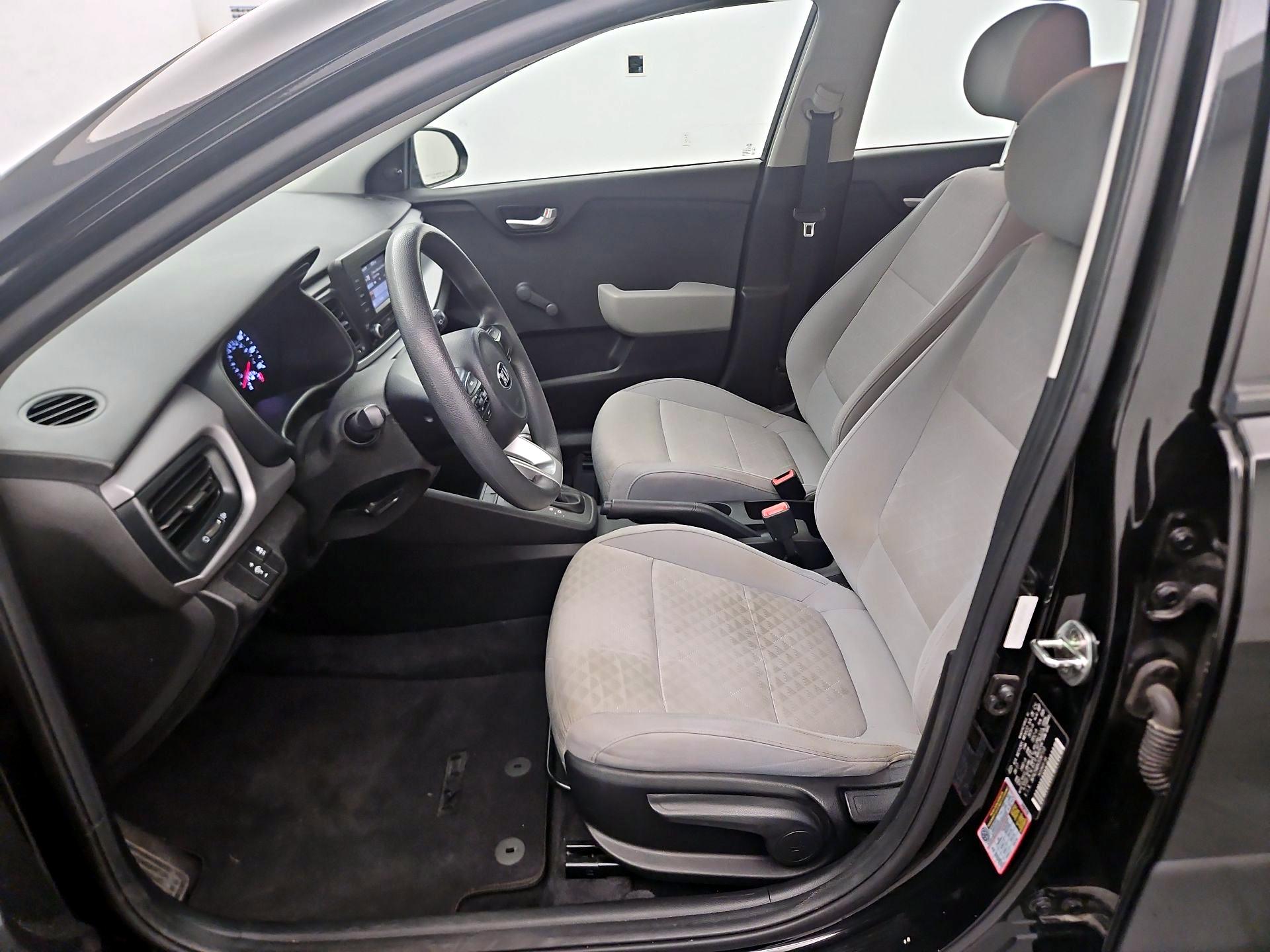 Thumbnail: 2018 Kia Rio5 - 11